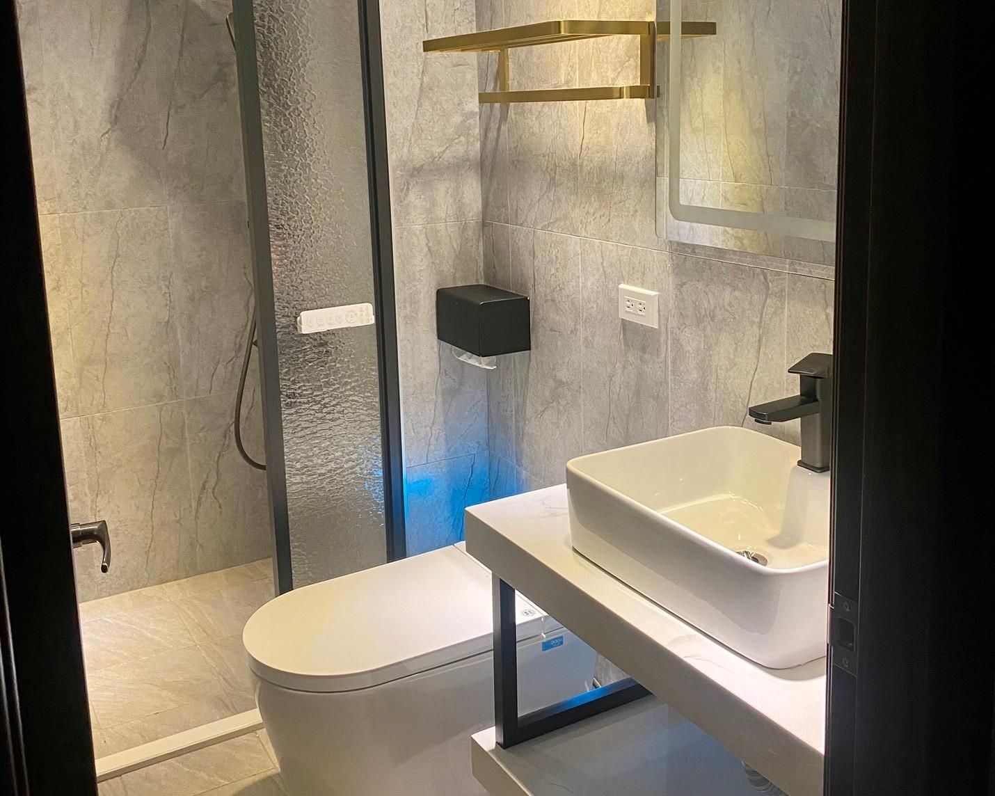 Deluxe Double Room With Window
