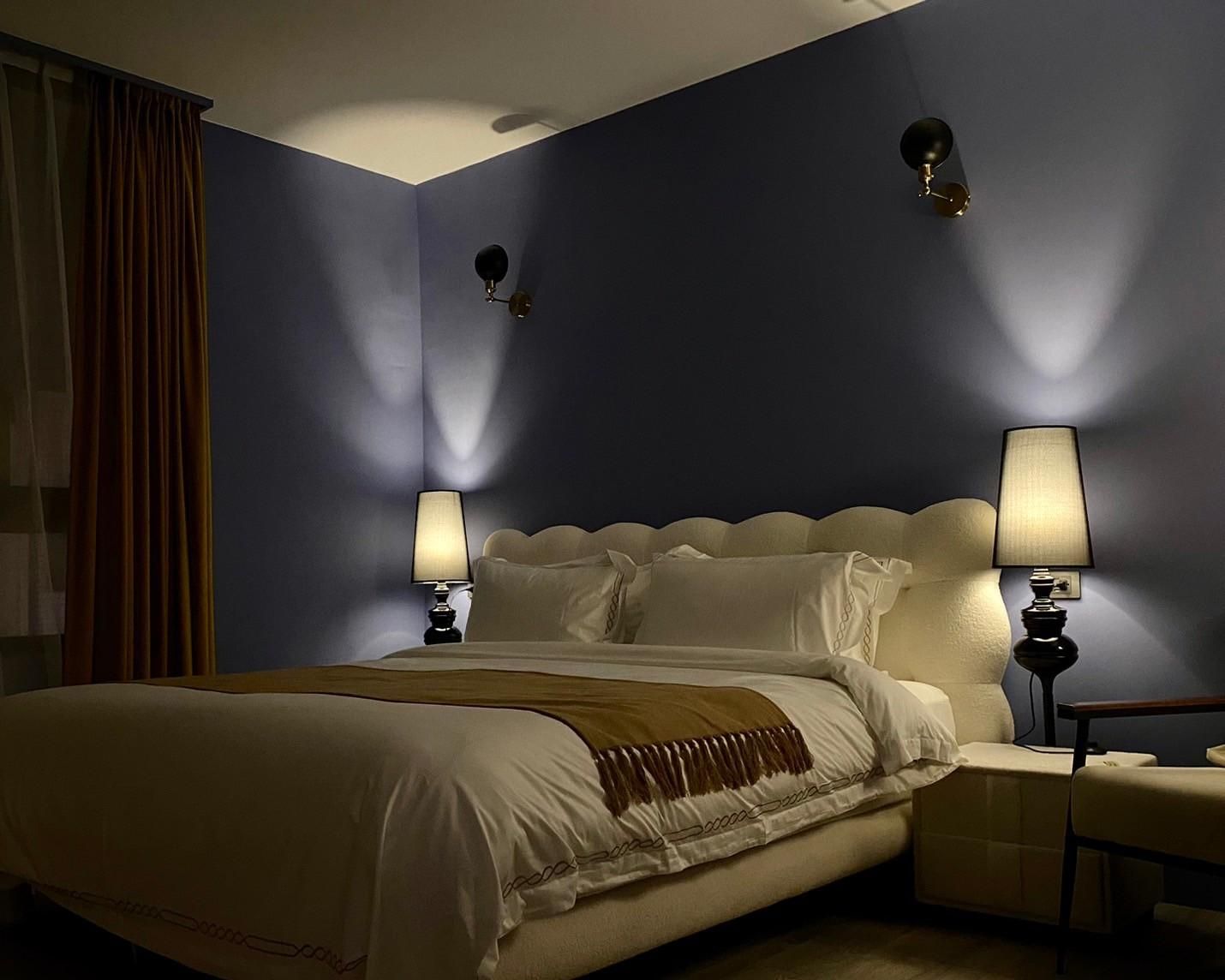 Deluxe Beauty King Room