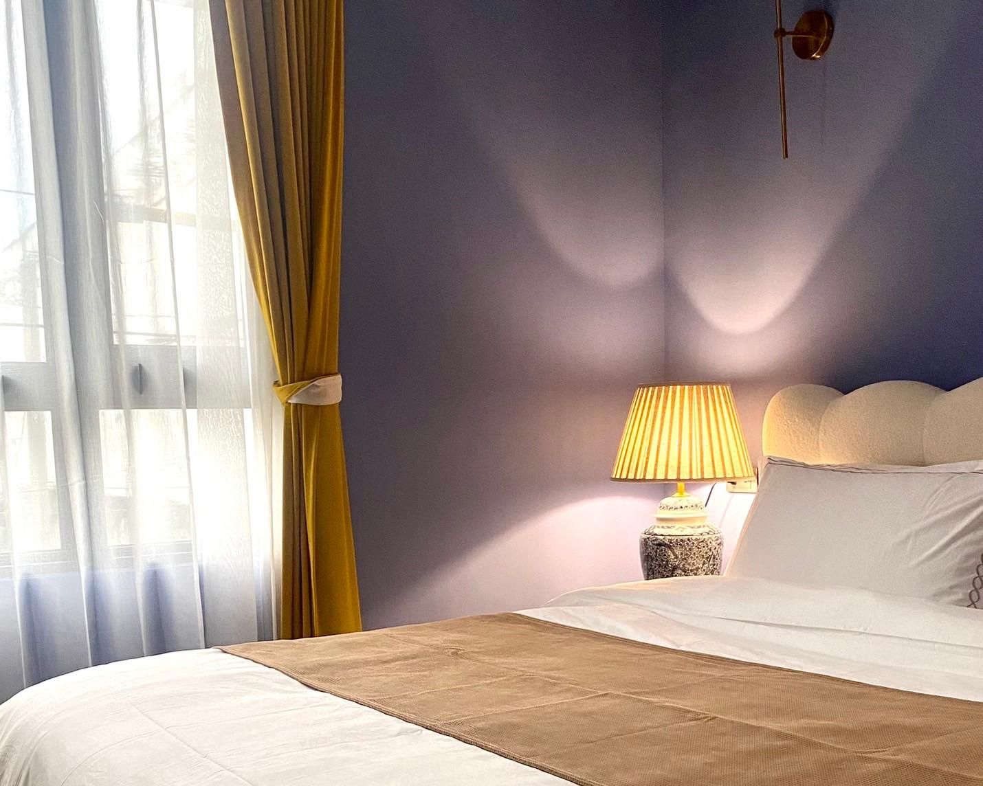 Deluxe Beauty King Room