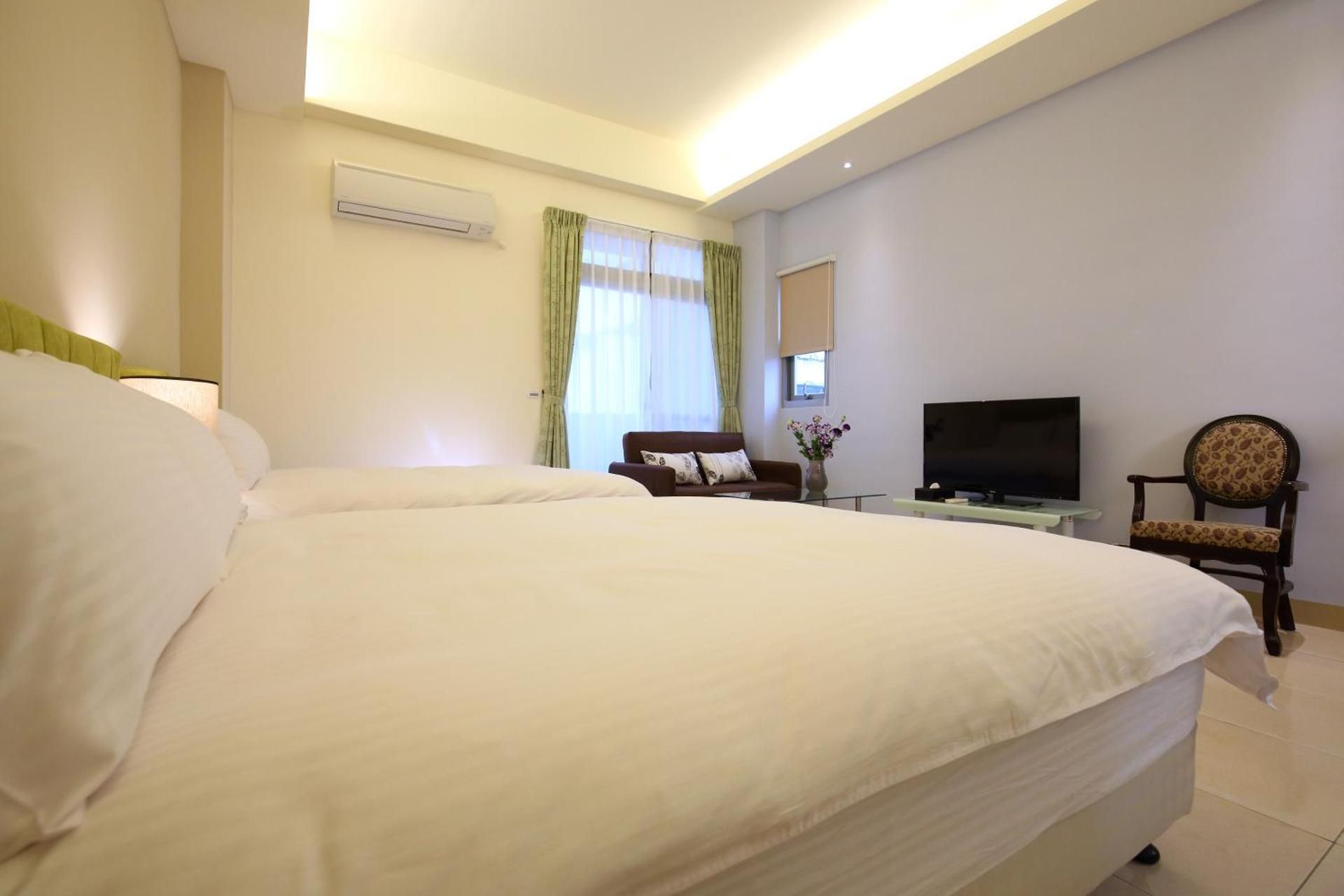 Classic Quadruple Room