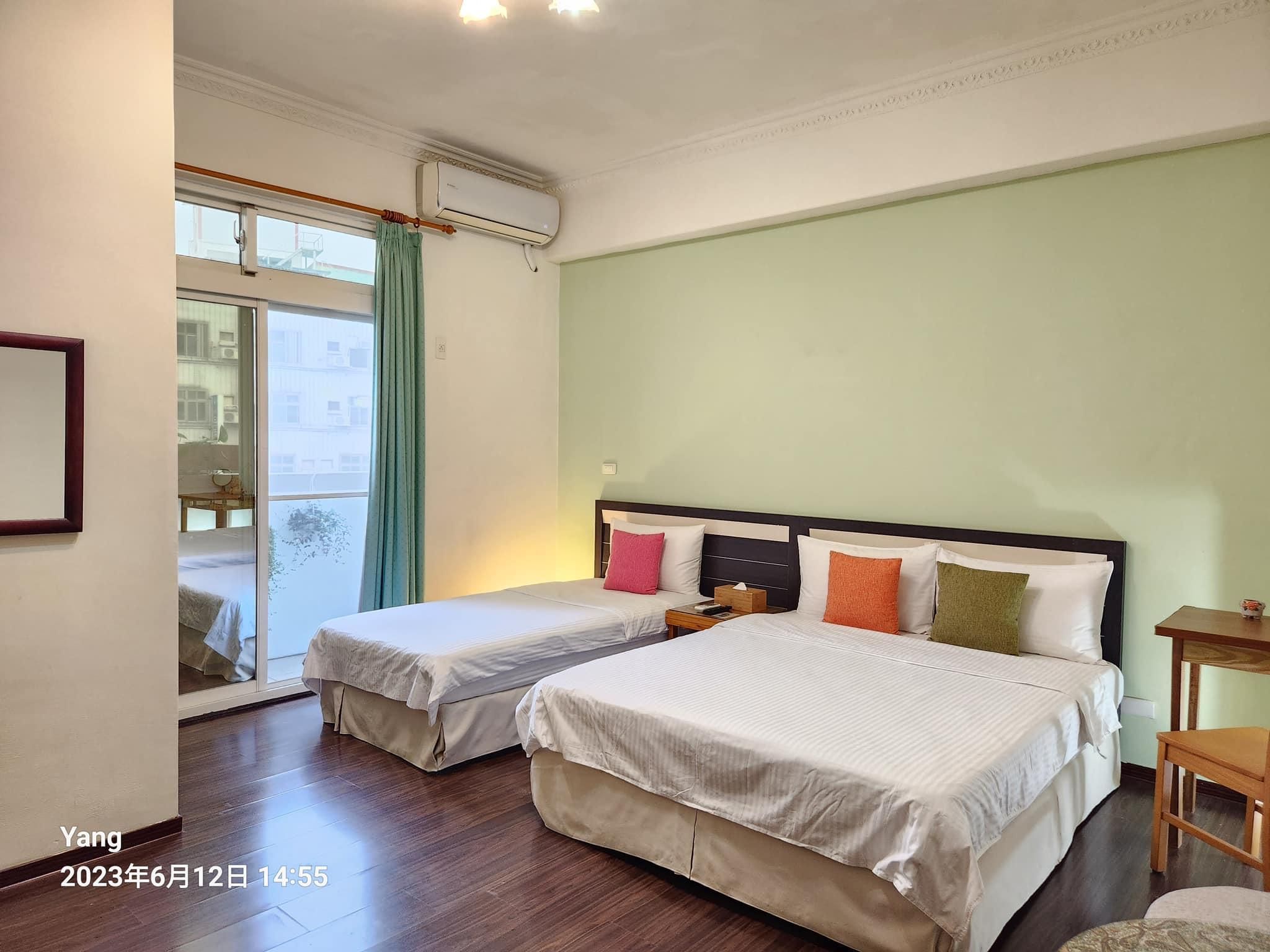 Main Wing Family Triple Room - Non-Smoking