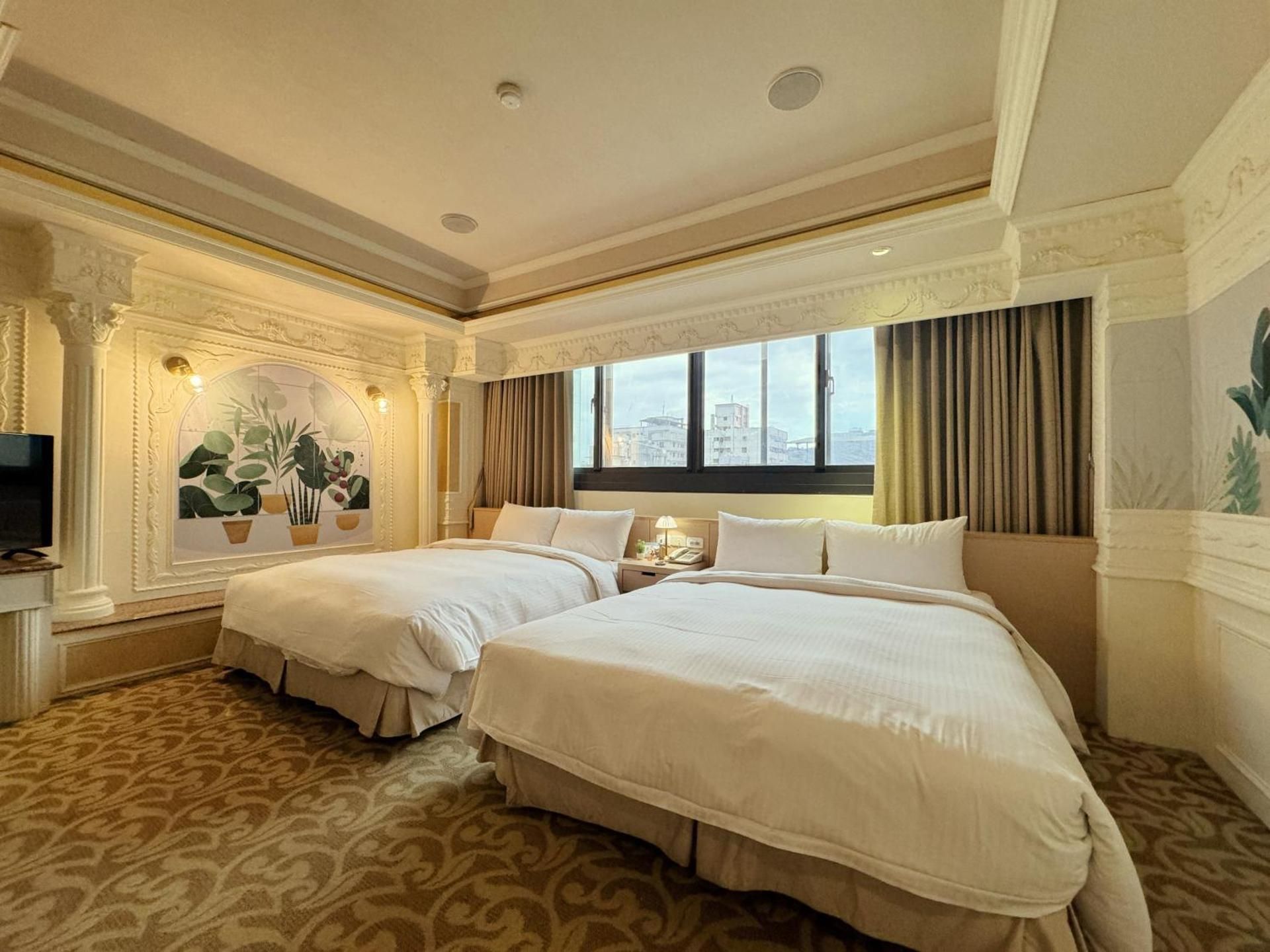 Superior Family Room