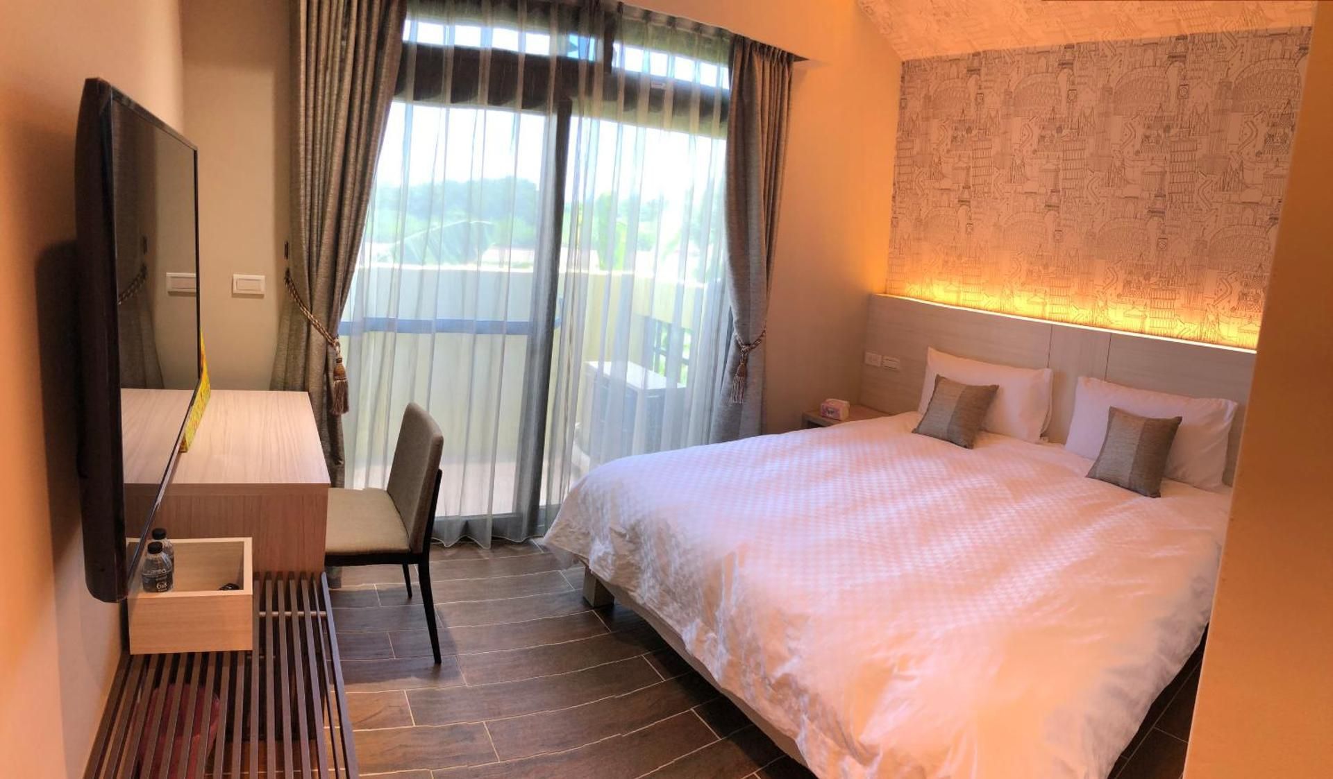 Deluxe Double Room with Balcony