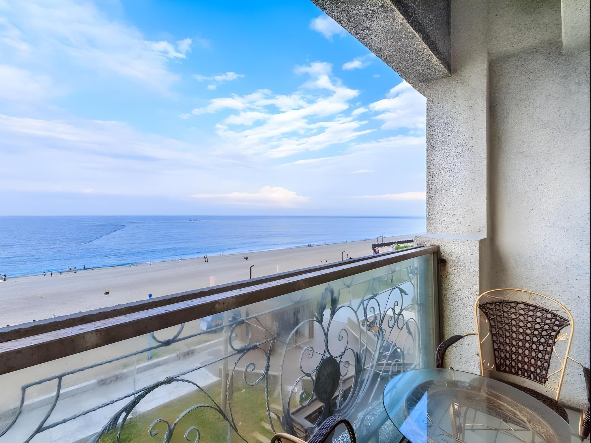 Luxury Sea View Room