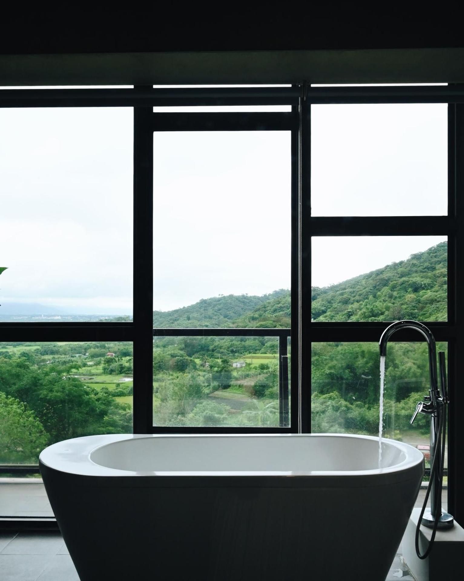 Revika BnB Deluxe Double Room with Balcony 2