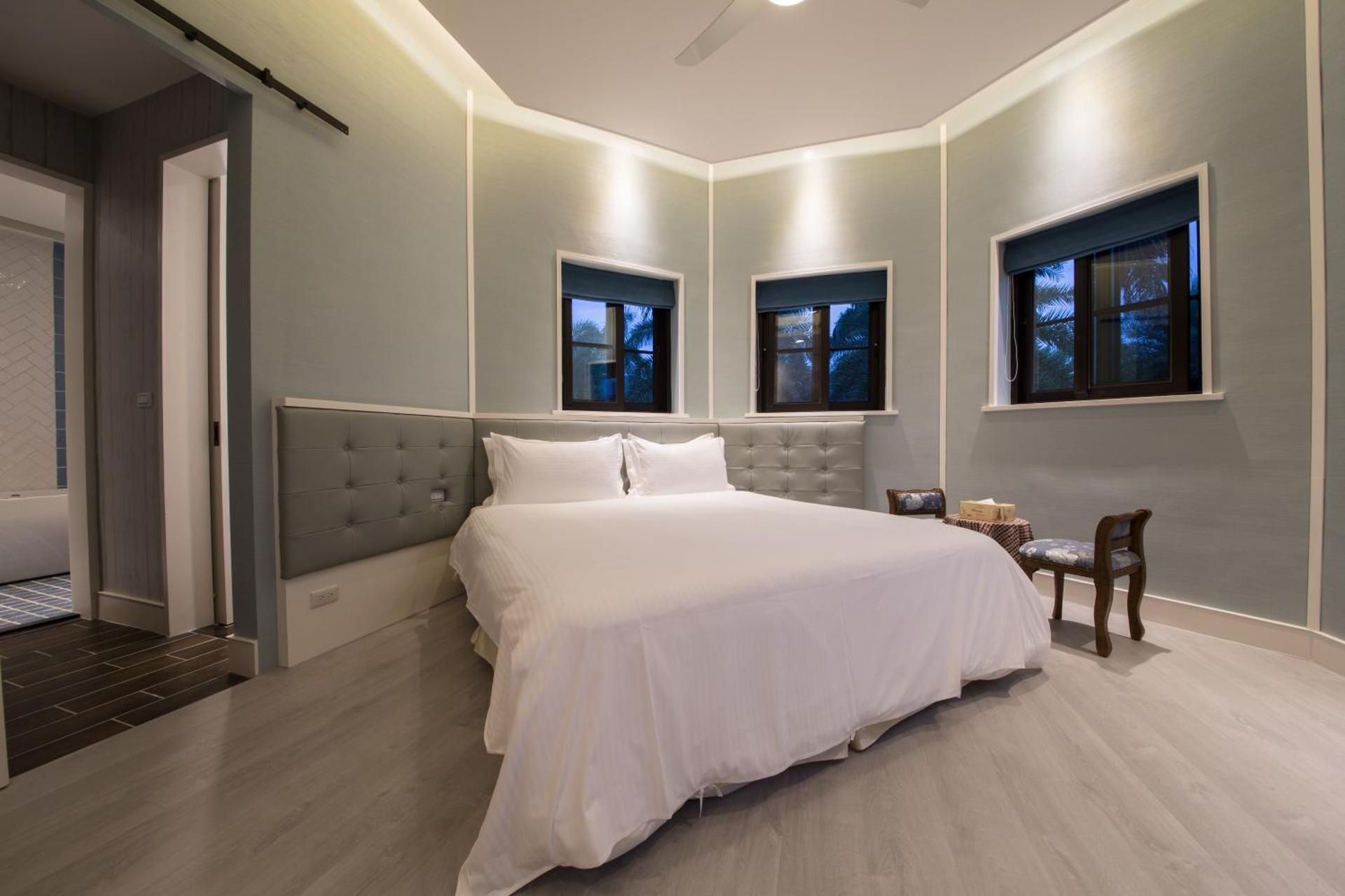 Deluxe Double Room with Bath