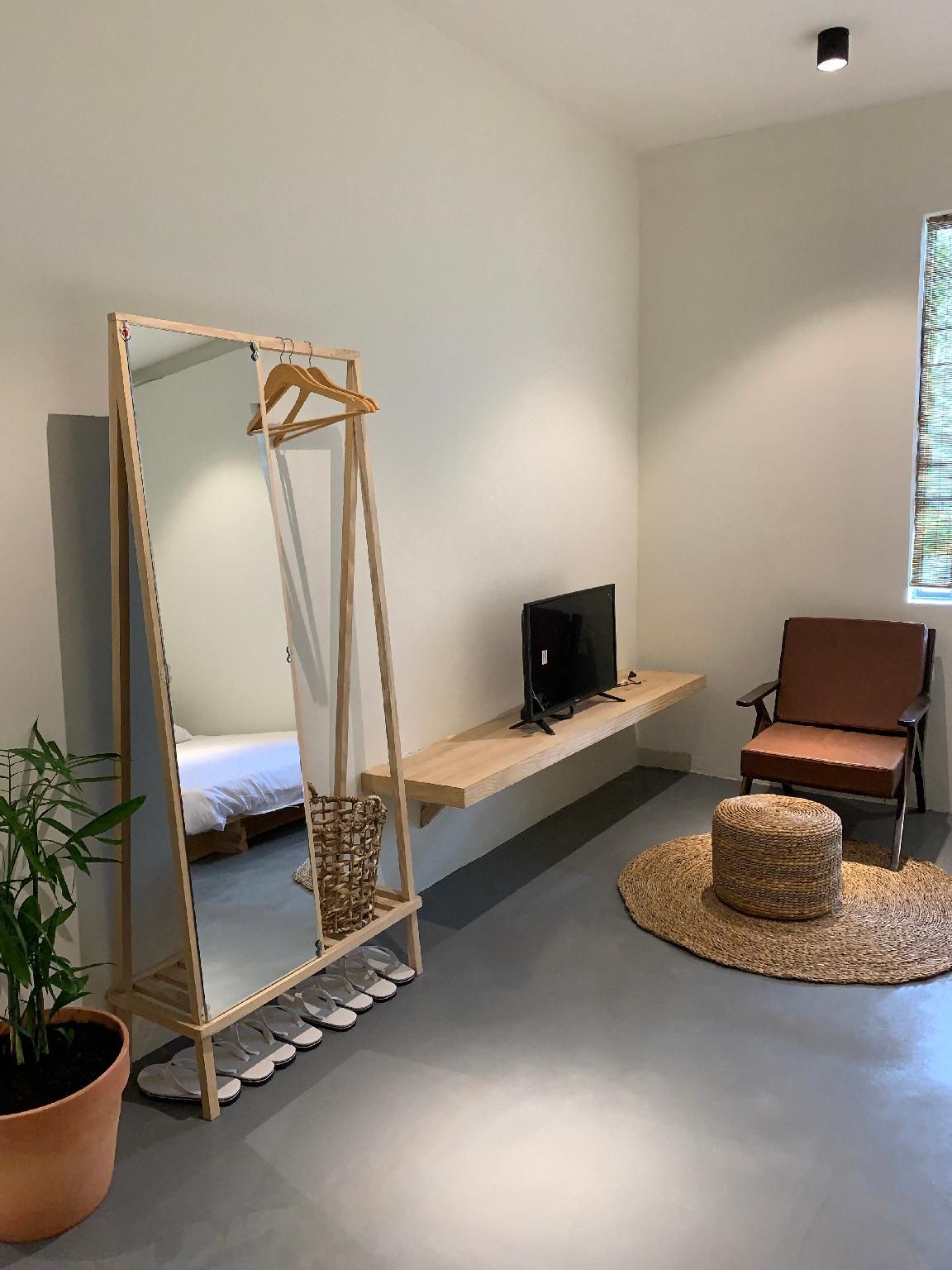 Twin Room A - Non-Smoking