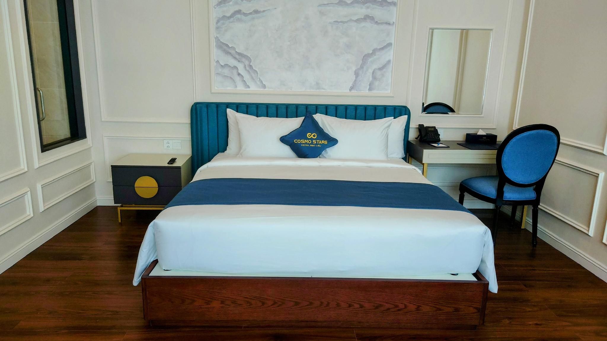 Superior - 1 King Bed