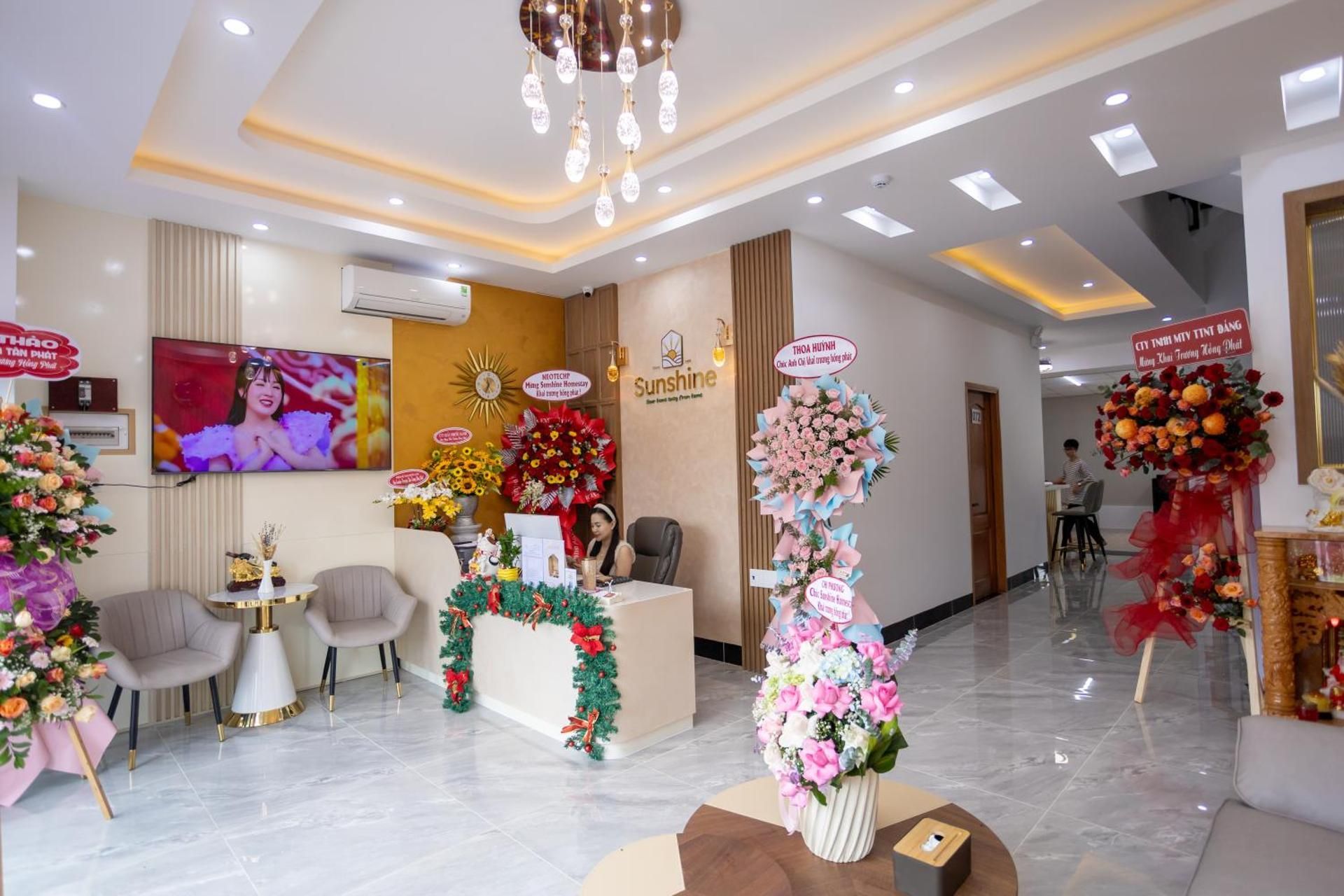 shared lounge/tv area