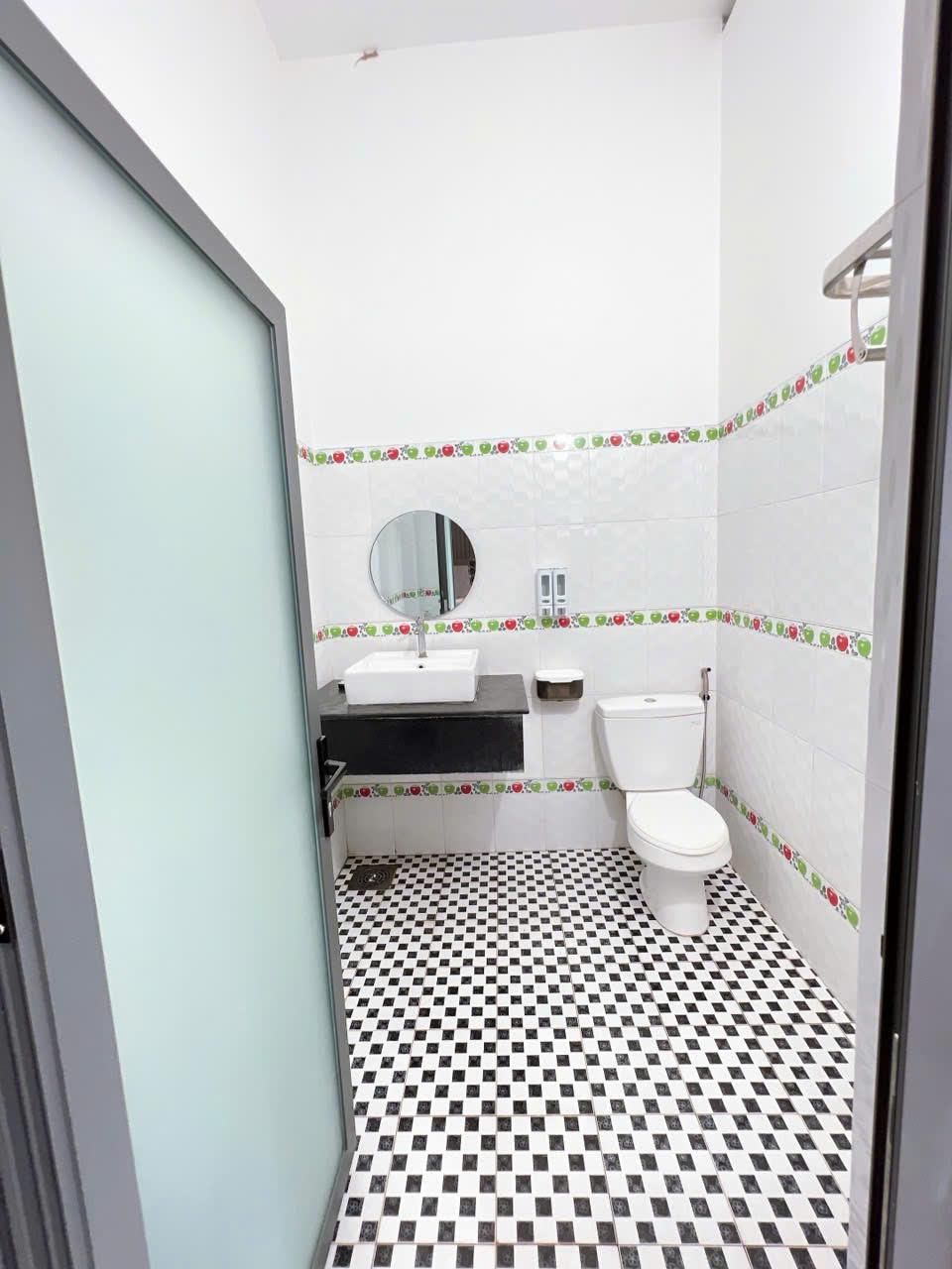 1 Queen Bed, Nonsmoking, Upgrade