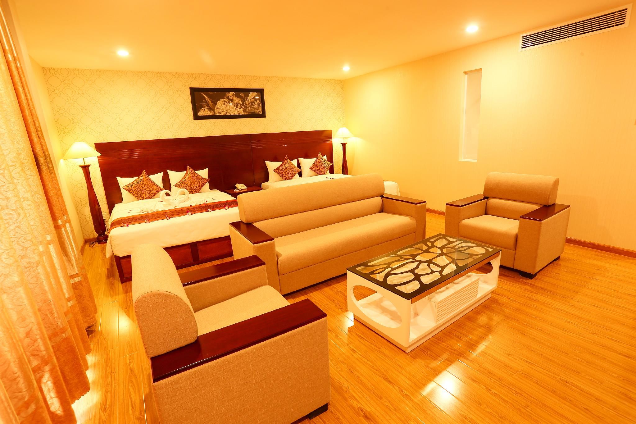 New Palace Bac Lieu Hotel Family - Double and Double 2