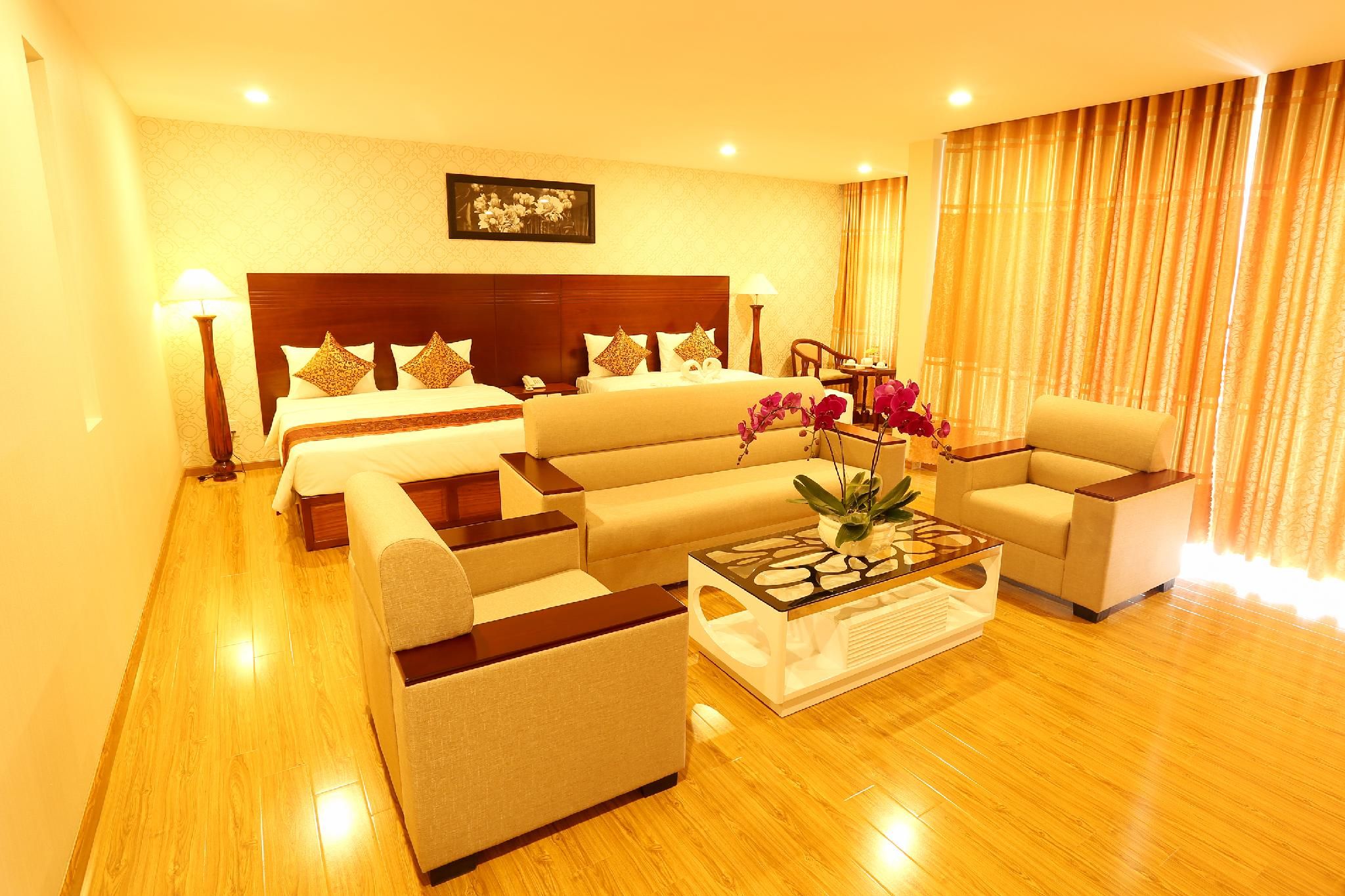 New Palace Bac Lieu Hotel Family - Double and Double