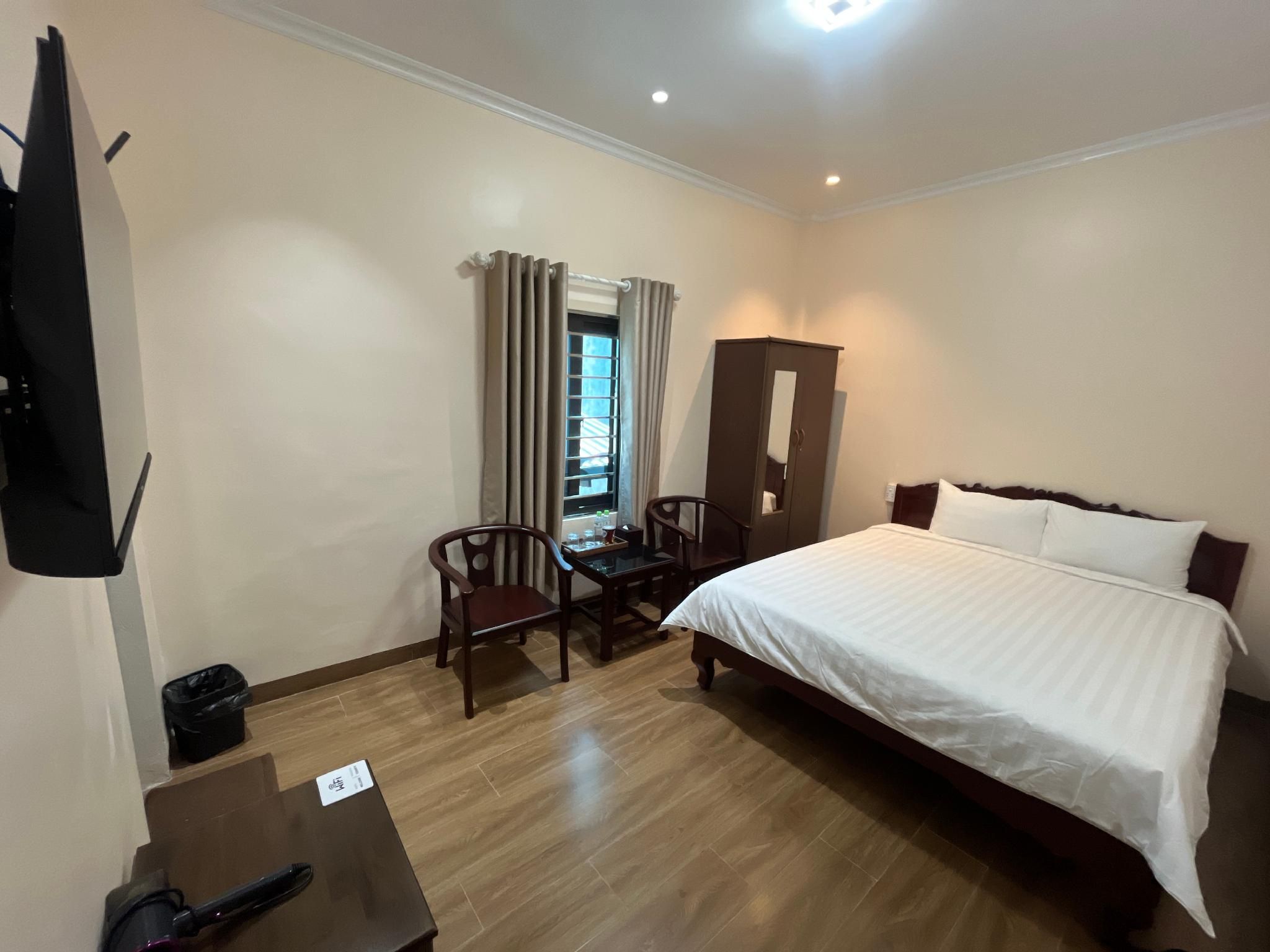 Vuon Cam Hotel Cao Bang Deluxe - 1 King Bed