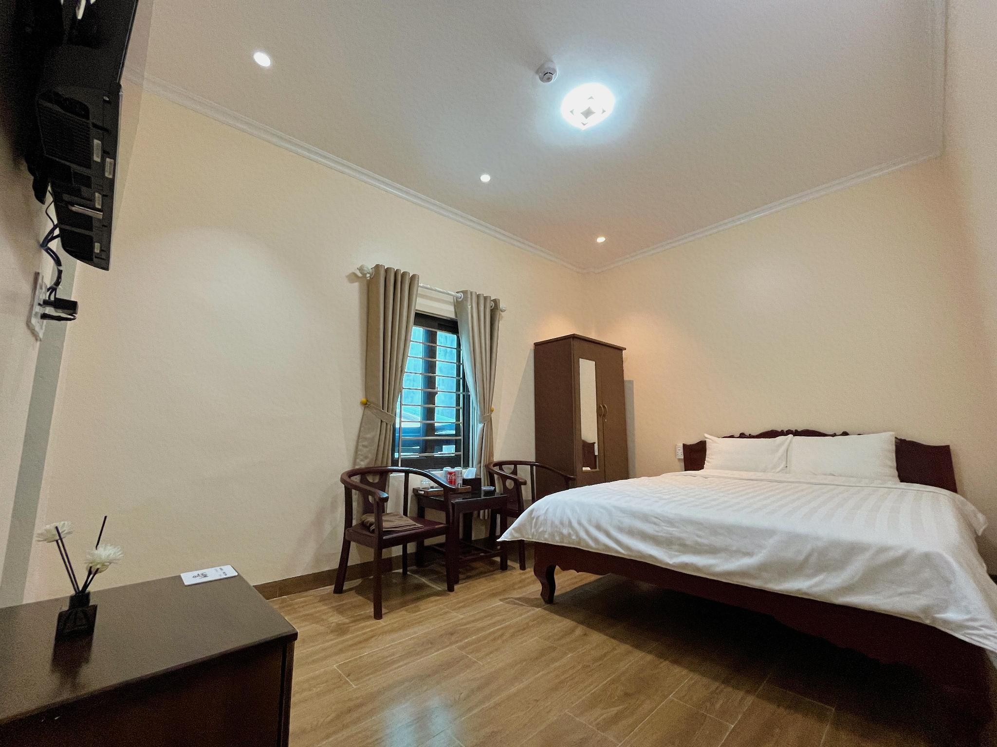 Vuon Cam Hotel Cao Bang Deluxe - 1 King Bed 2