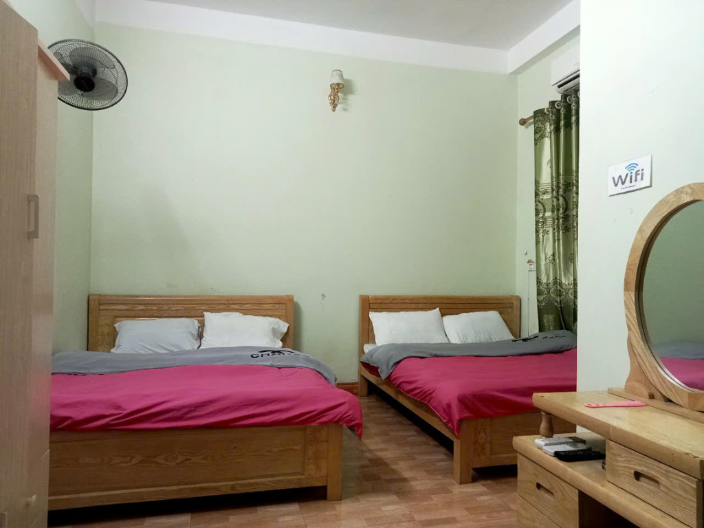 Như Quỳnh Hotel Quadruple Room 2