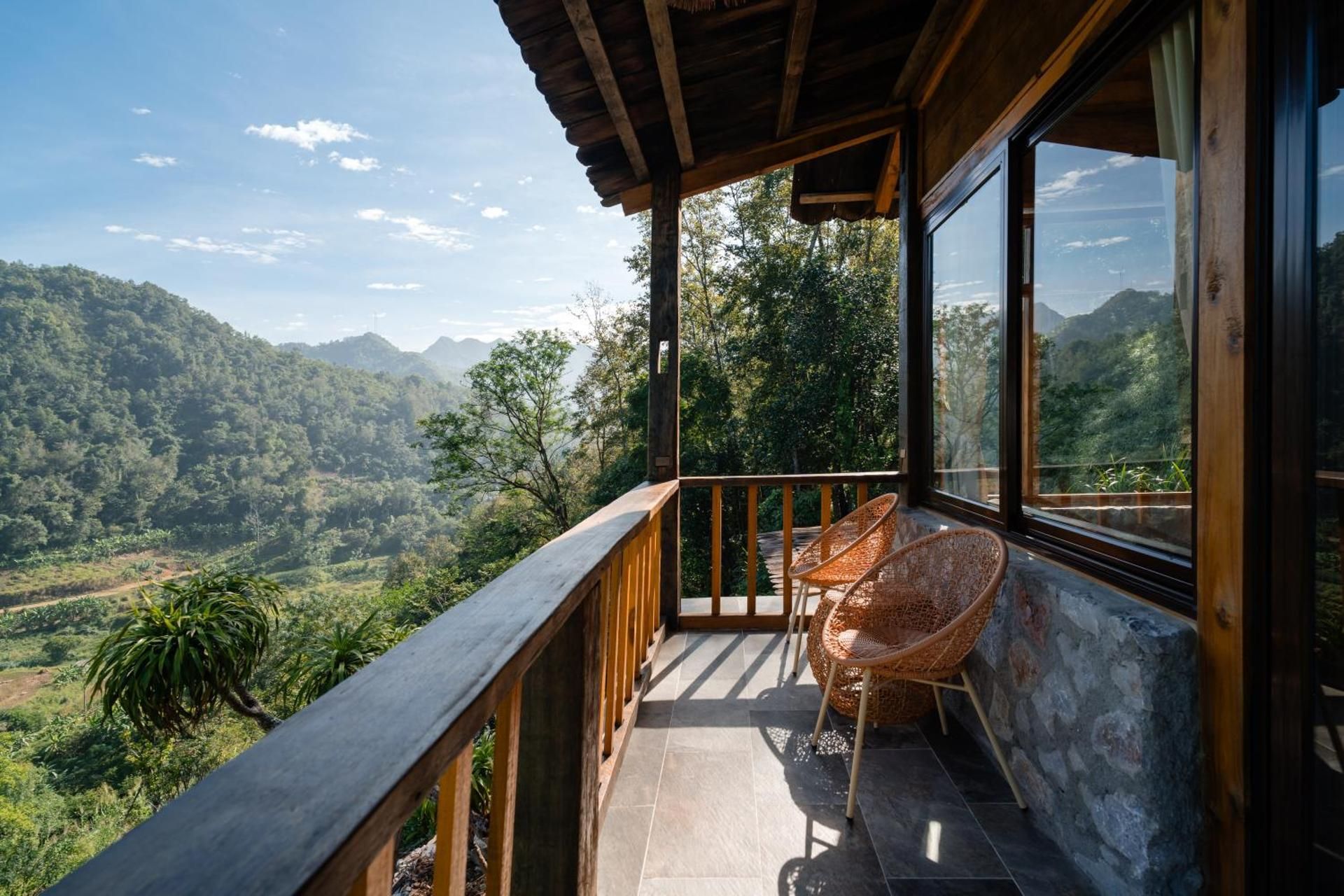 King Room with Mountain View