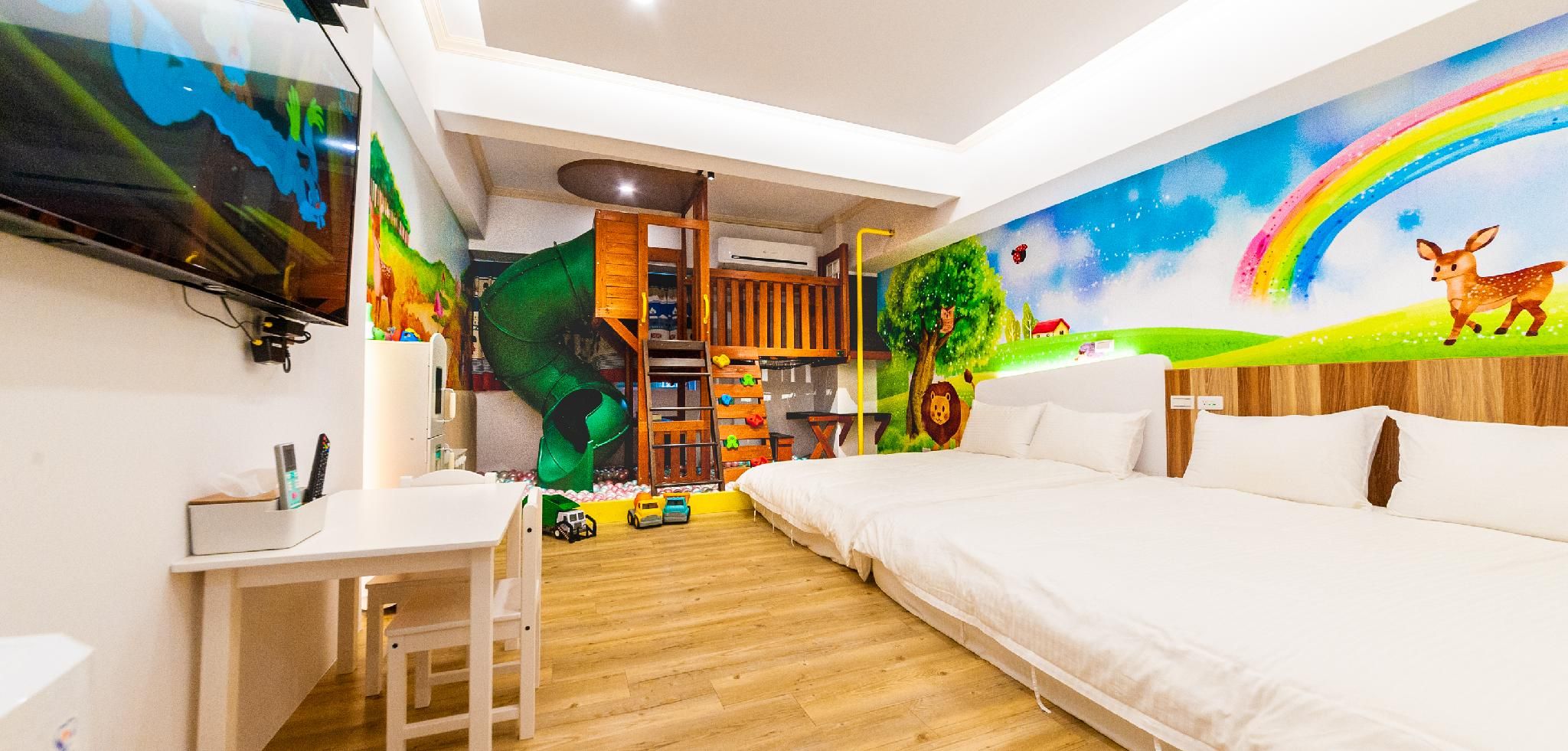 Exquisite Quadruple Room
