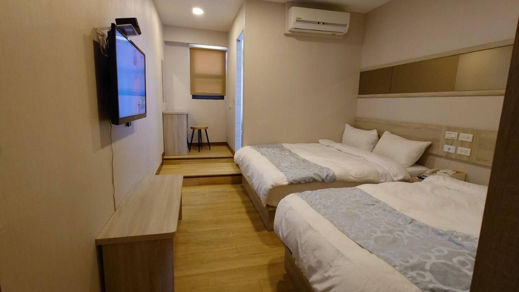 Triple Guest Room