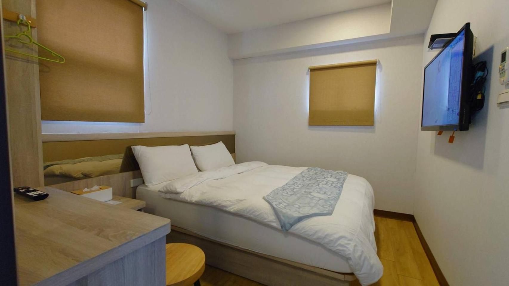 Petit Double Room