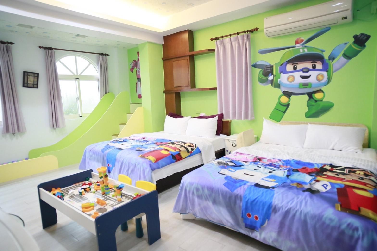 Quadraple Room