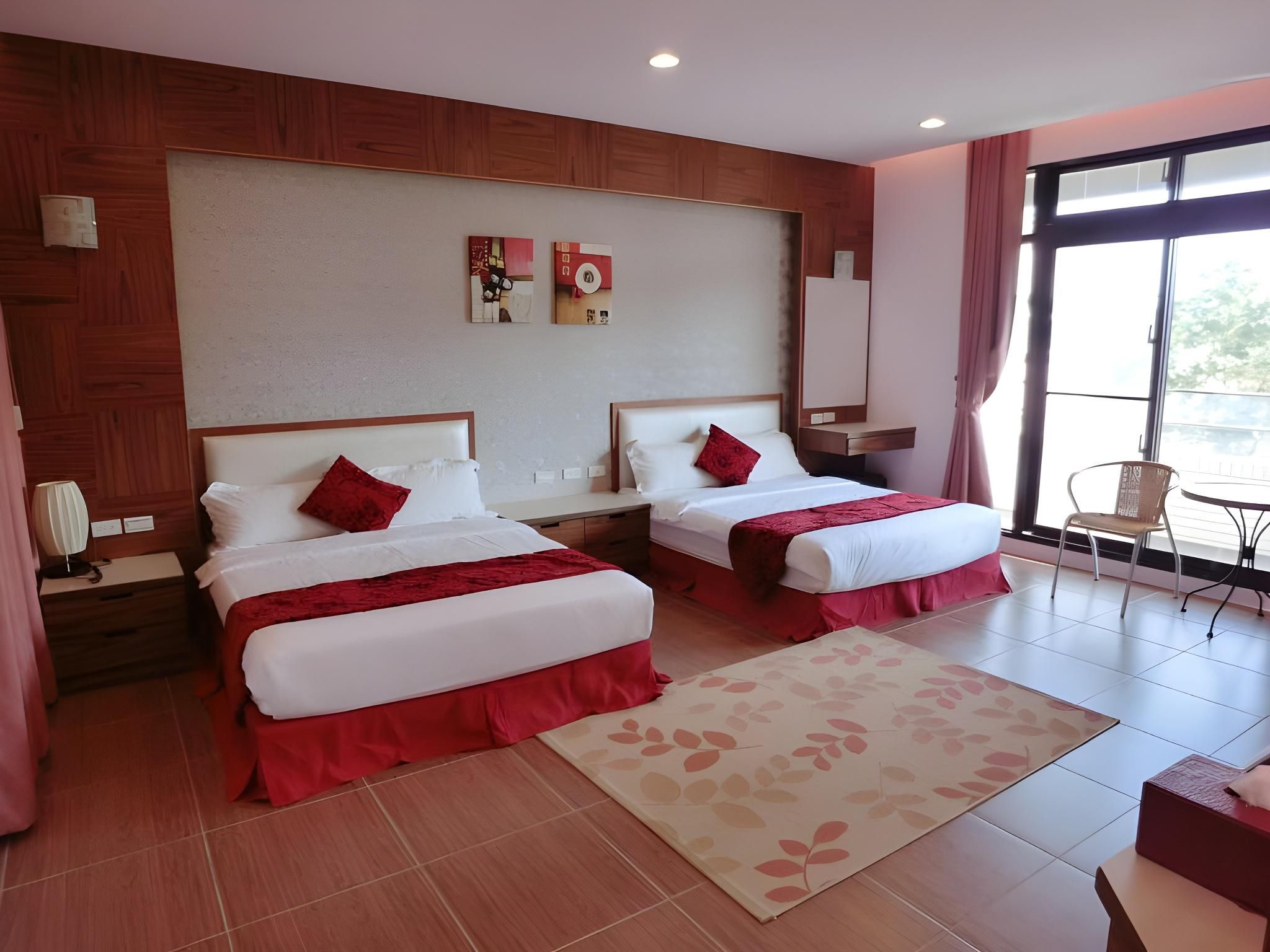 Quad Room