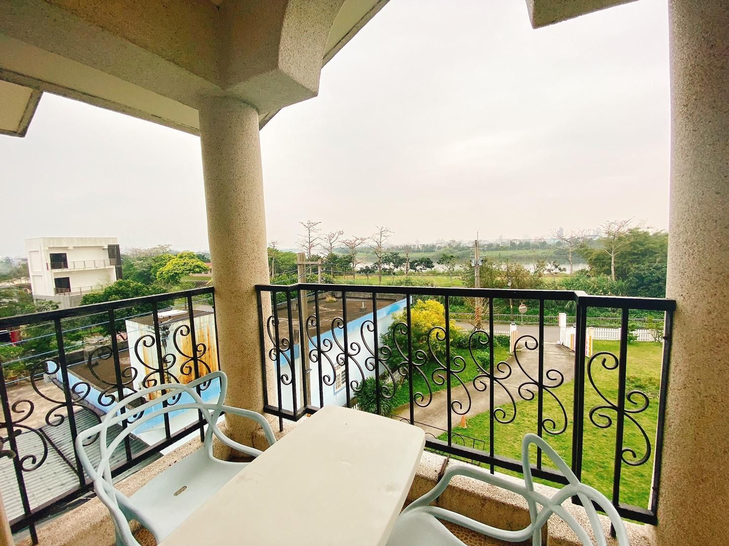 Deluxe Balcony