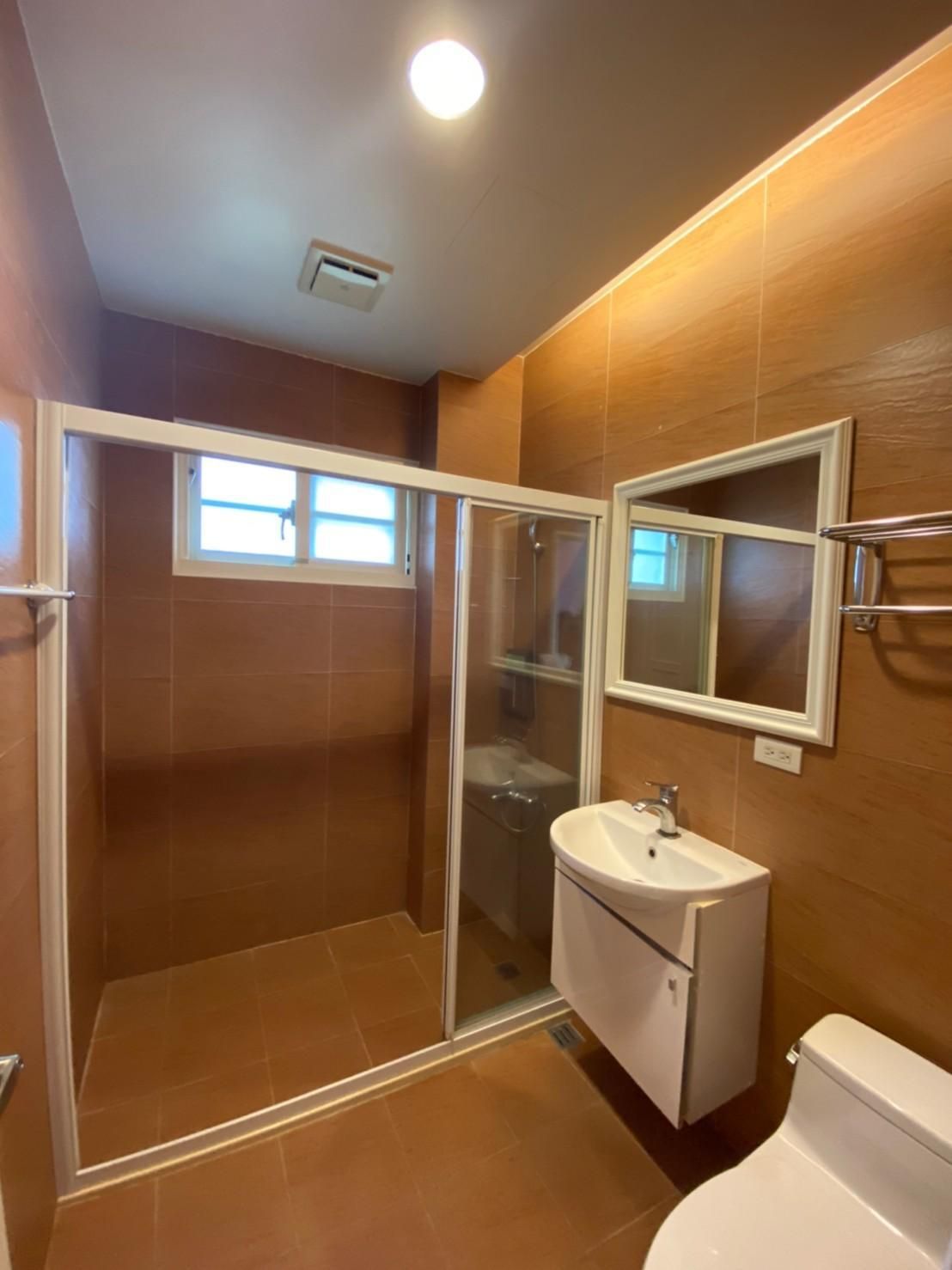 Standard Quadruple Room - Non-Smoking