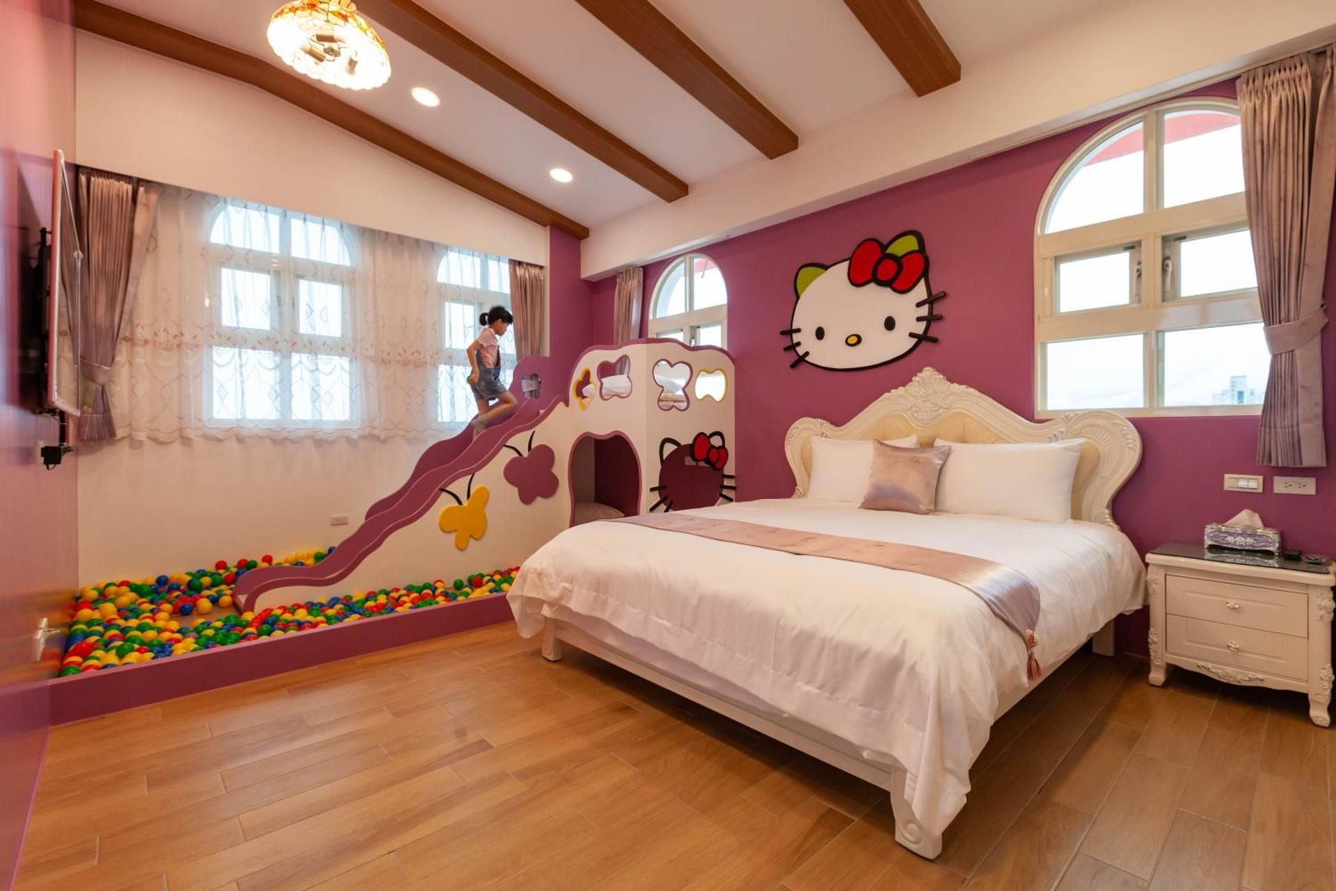 Six-Bedroom House