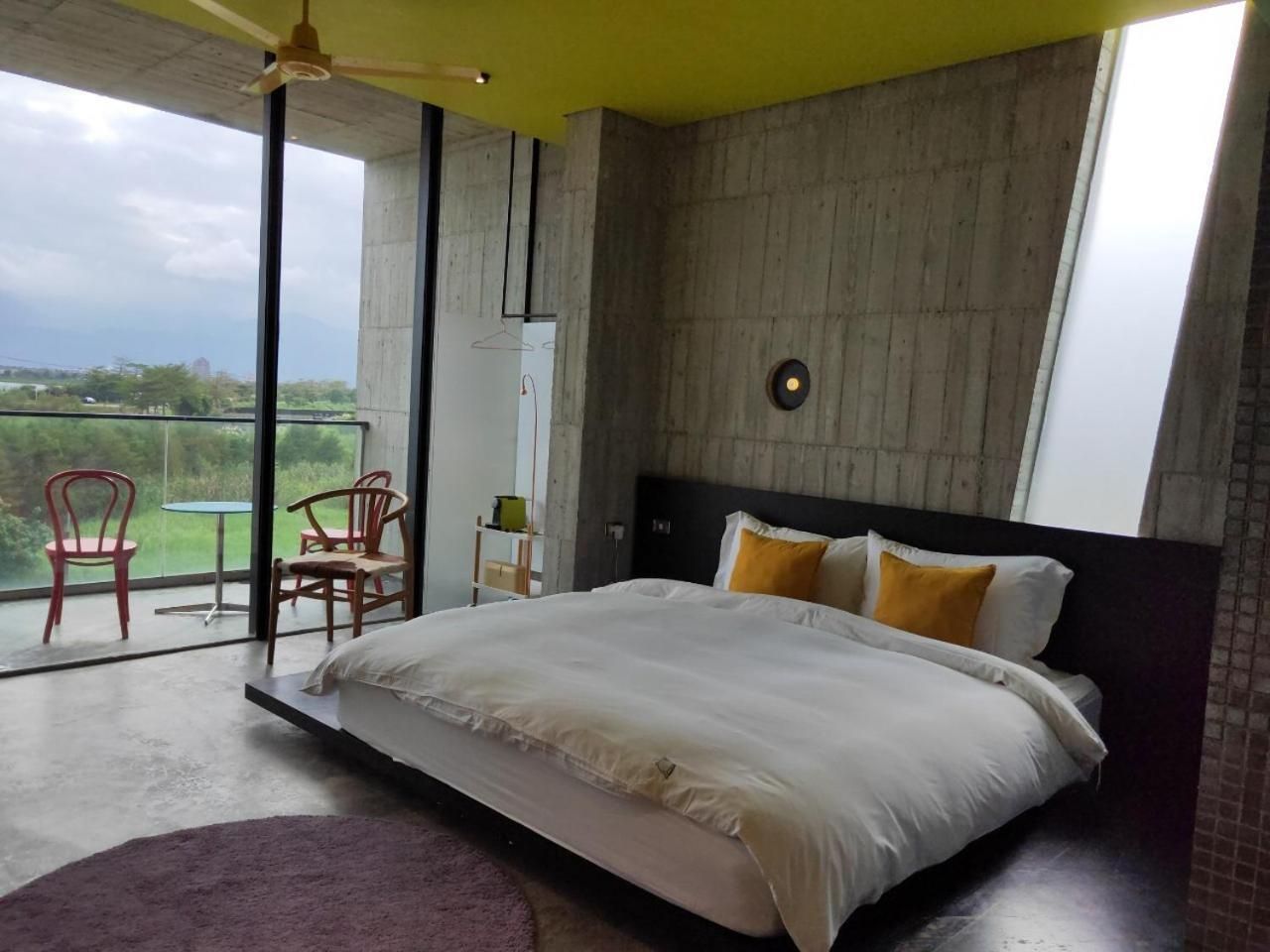 Deluxe Double Room with Bathtub