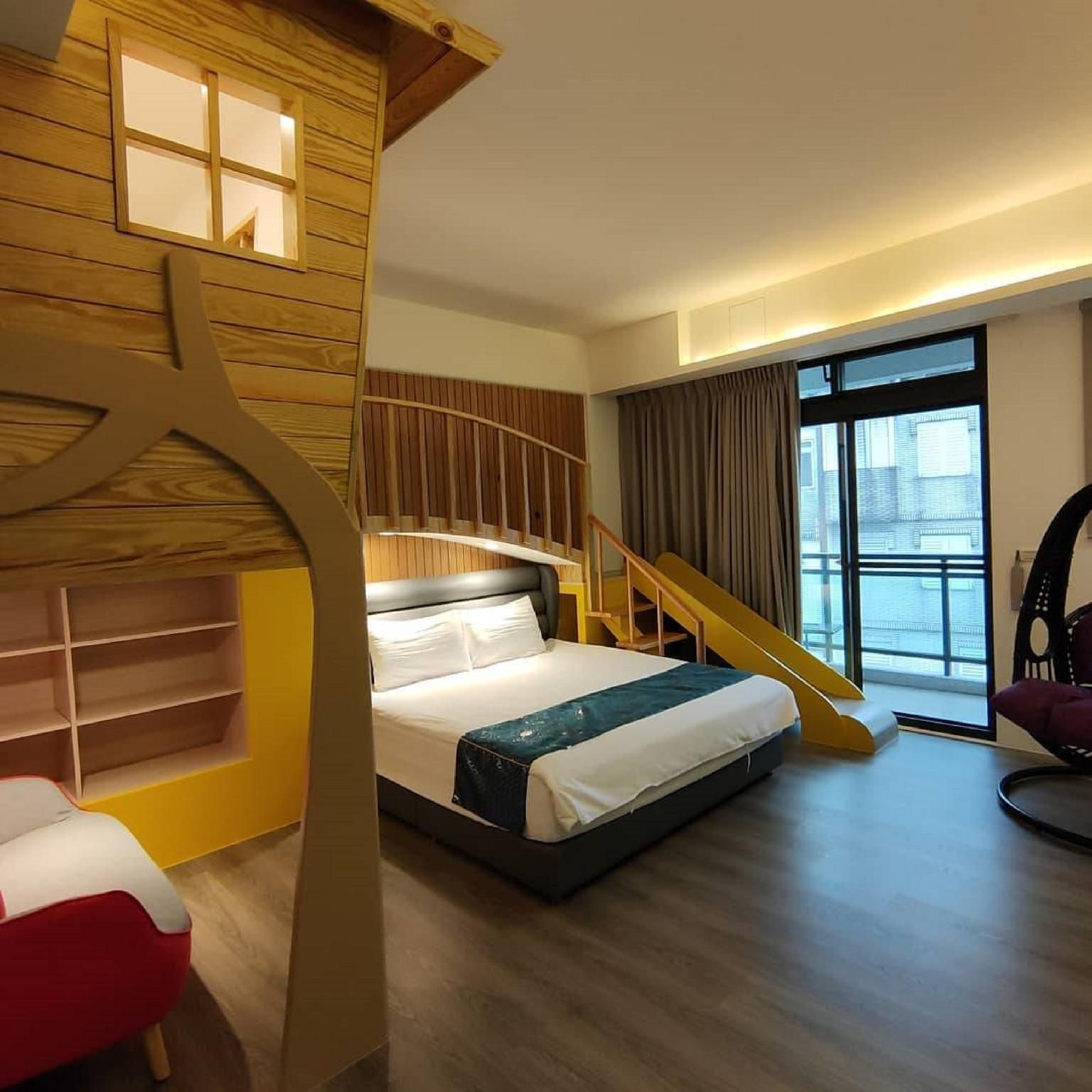 Mountain View Triple Room