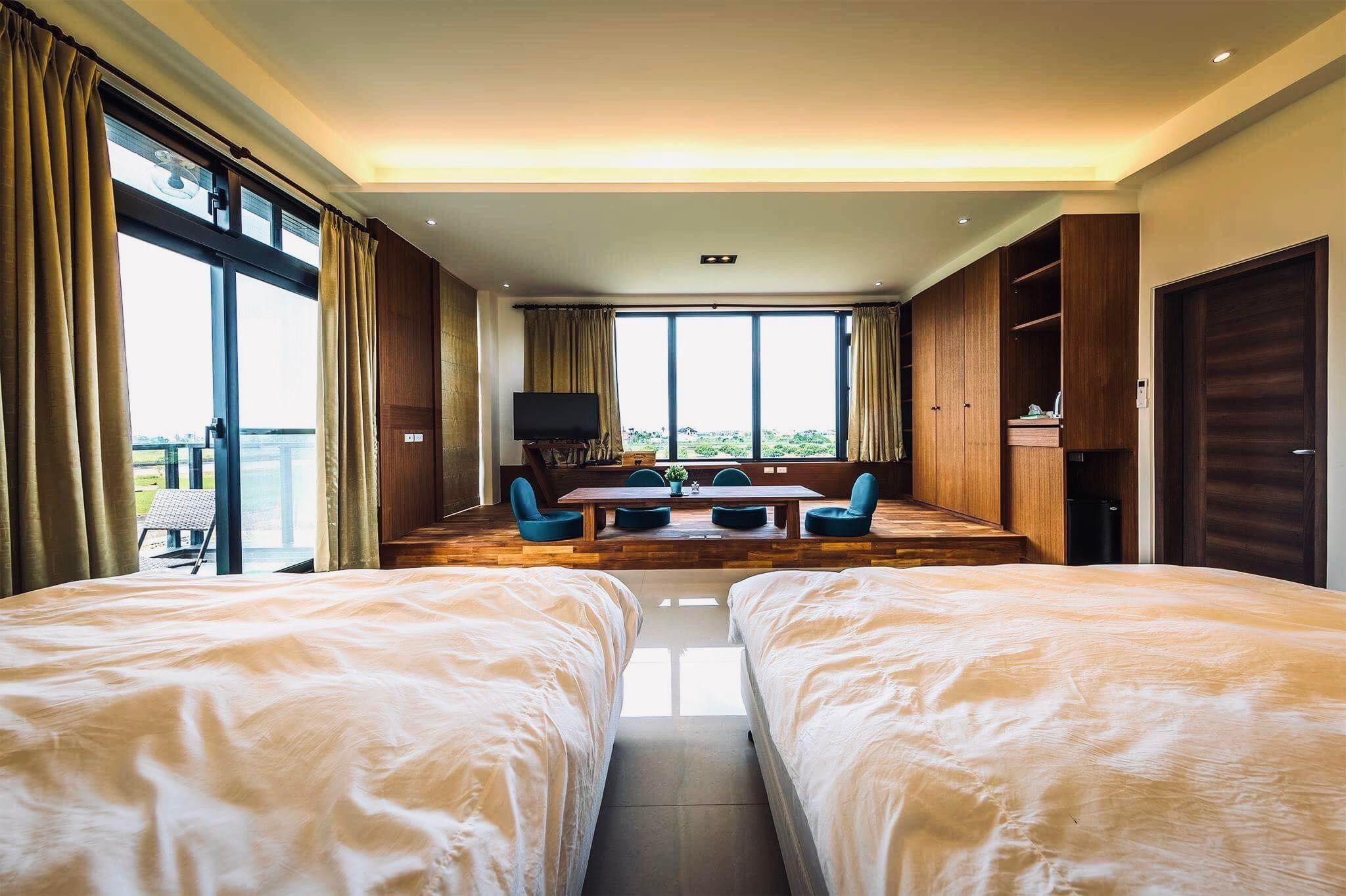 SAN-SHING HOSLET Sunrise View