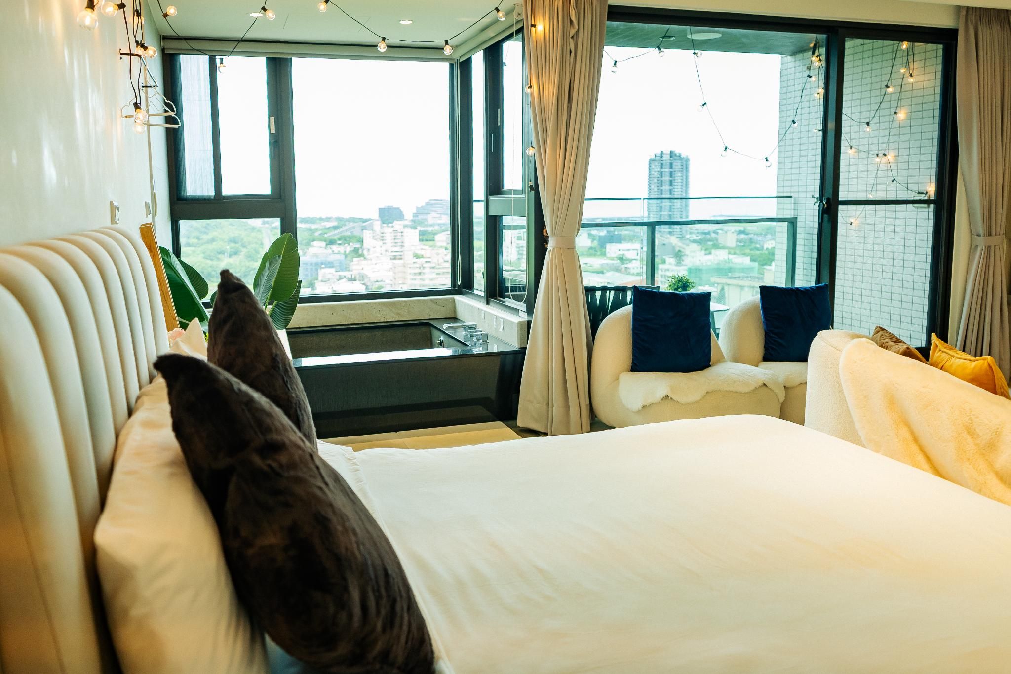 Ocean View Romance Suite