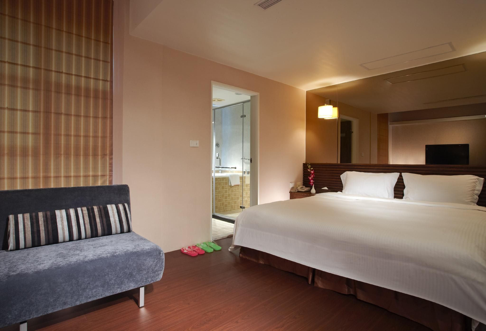 Basic Double Room - Non-Smoking