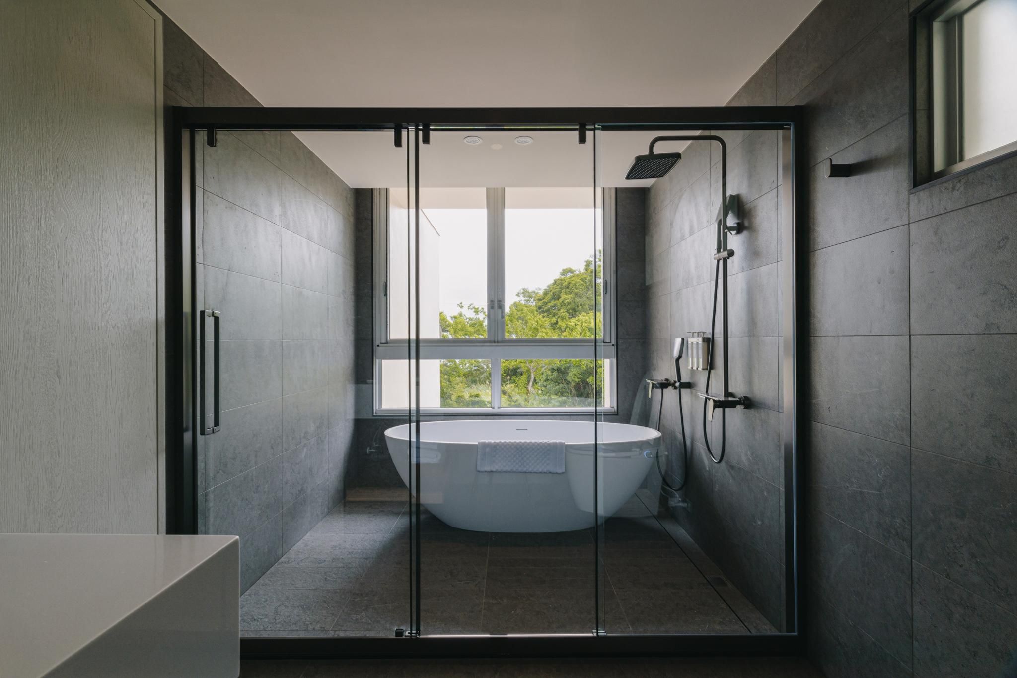 Standard Double Suite