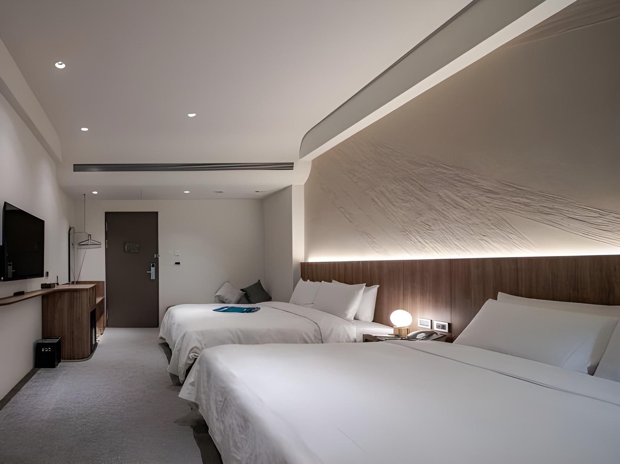 Crownshine Resort Family Room 2