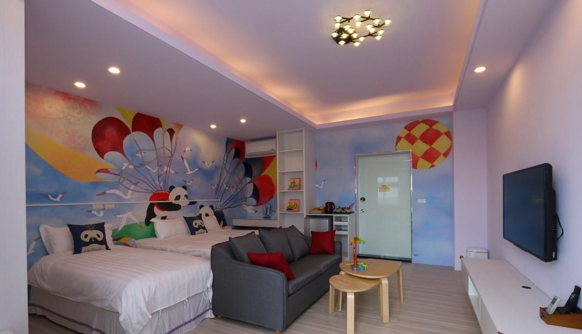Triple Family Room