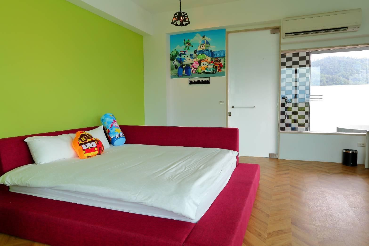 Green Bank Leisure Club Deluxe Family Twin