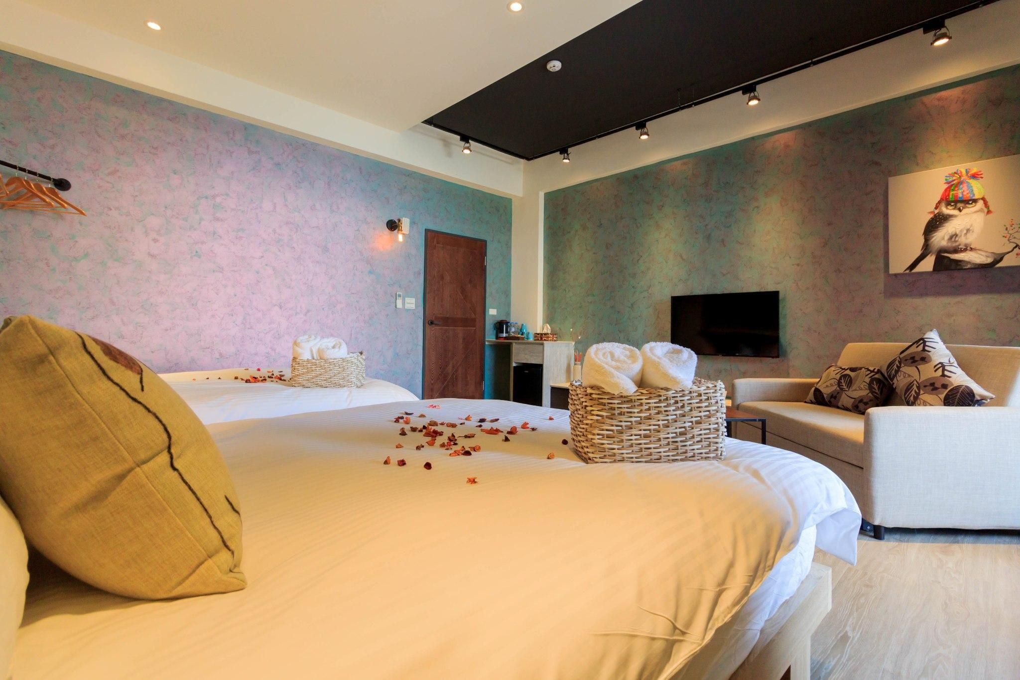 Quad (2 Double Beds)