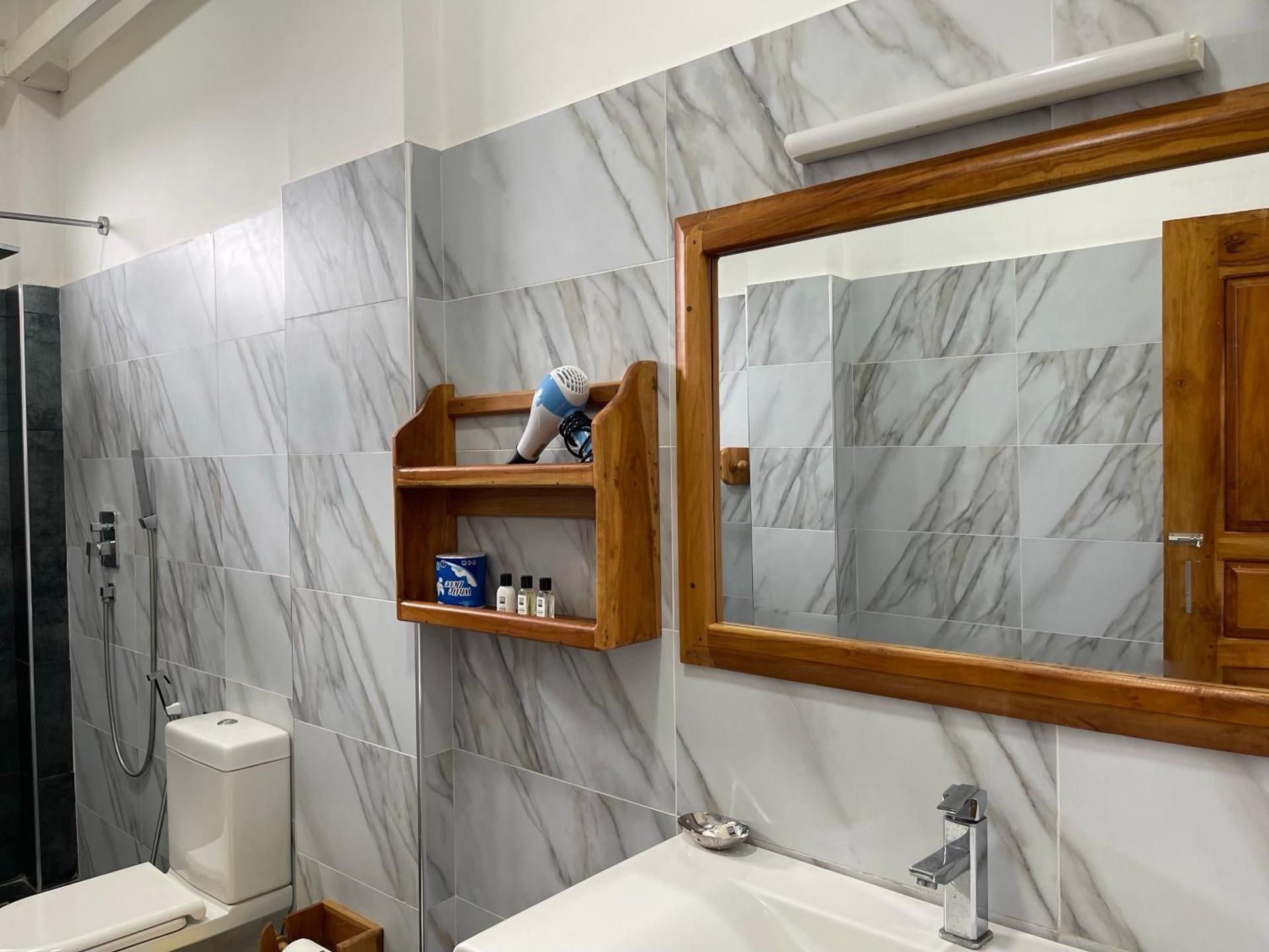 Twenty- Two Swiss Residence Apartment with Sea View 2