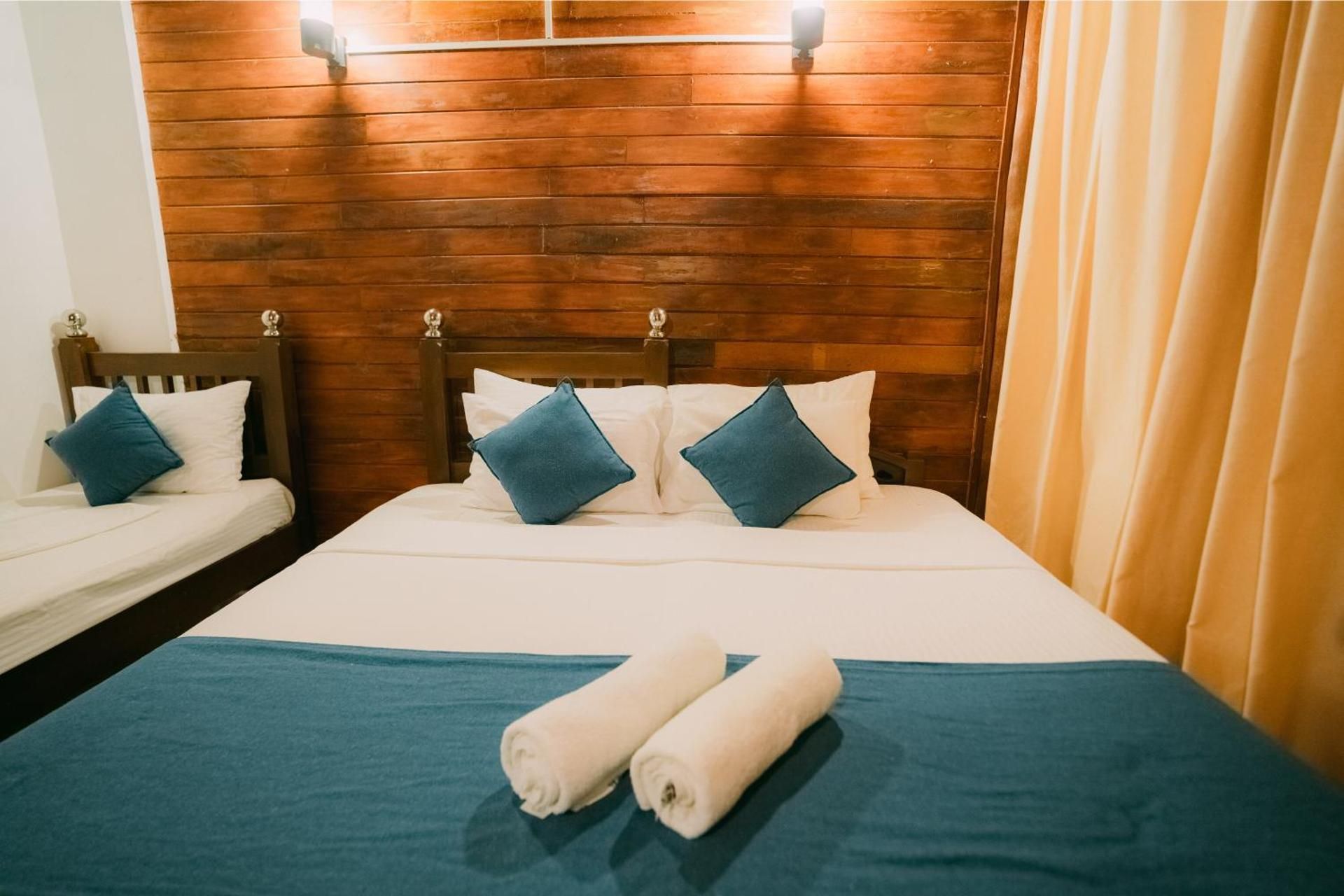 Deluxe Triple Room