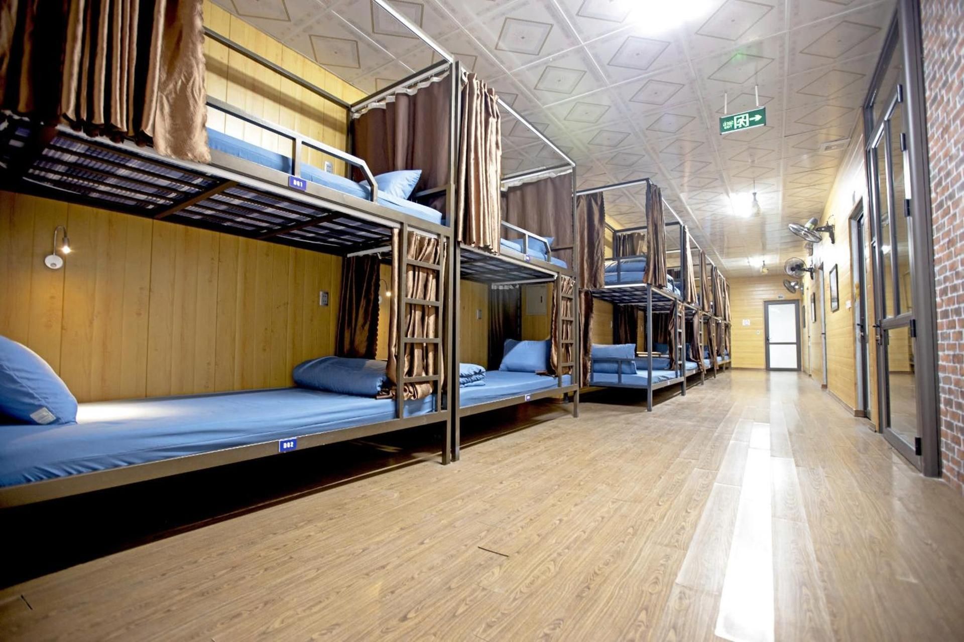 Dormitory Room - Mixed