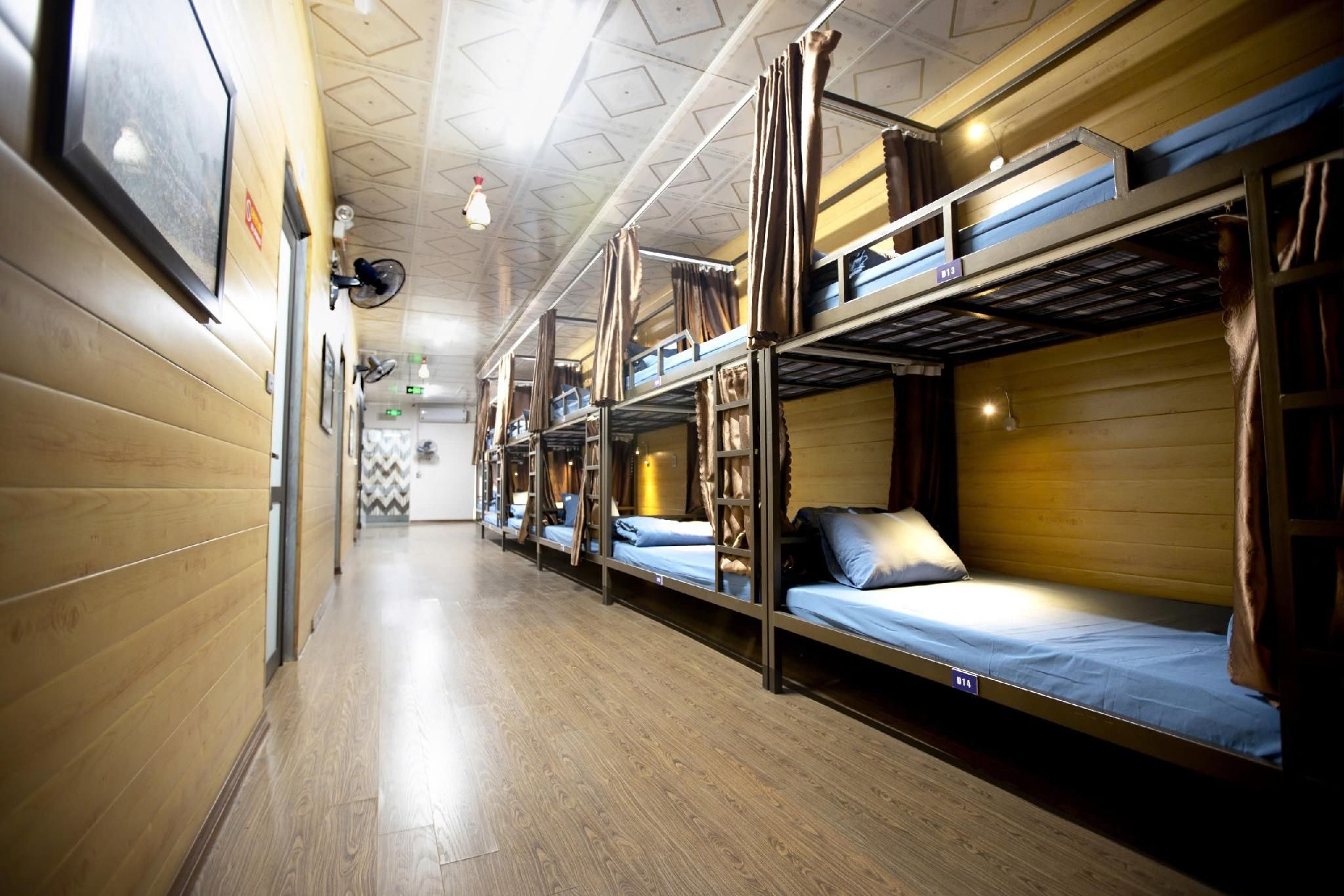 Dormitory Room - Mixed