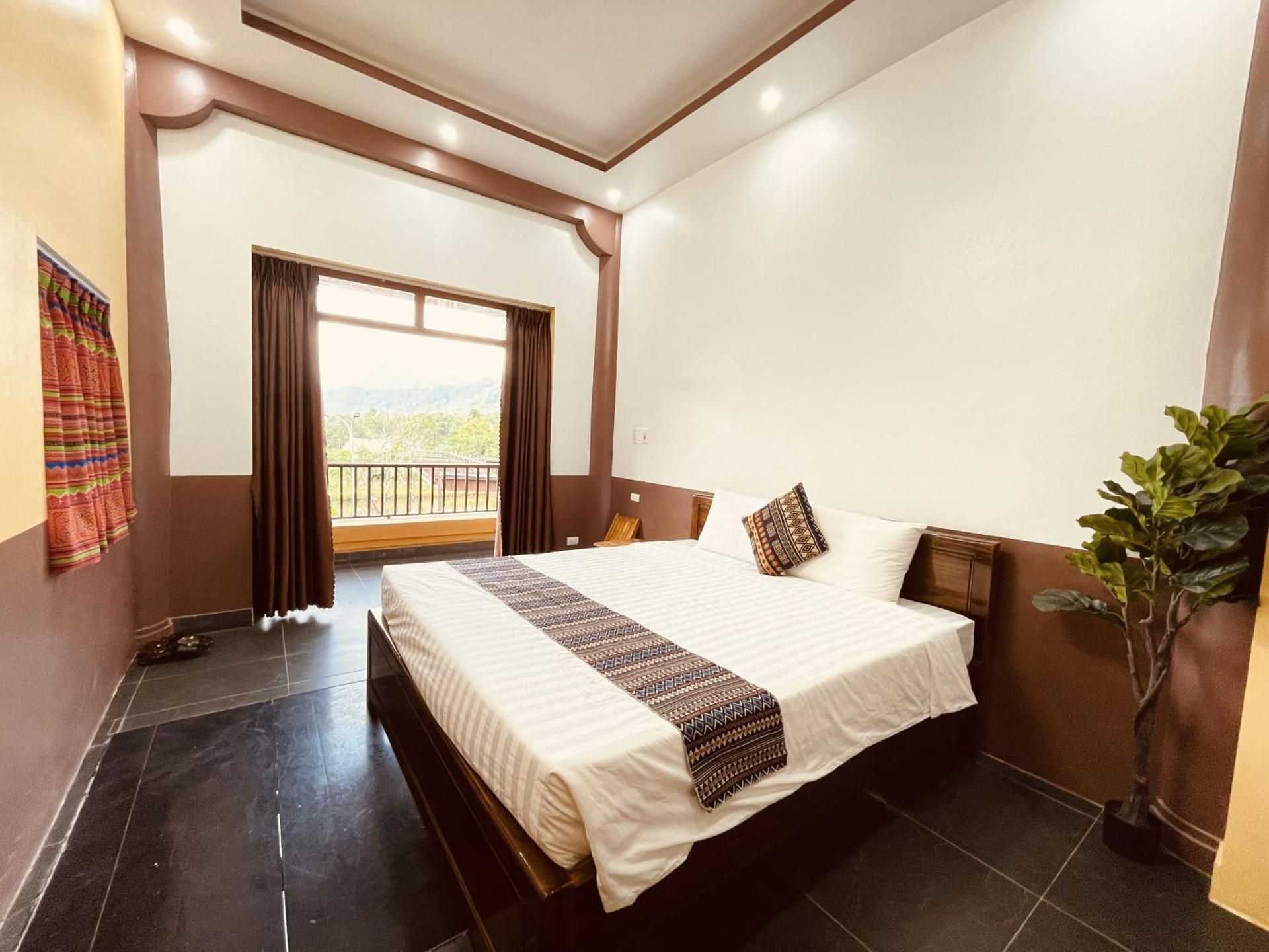 Deluxe Double Room with Balcony