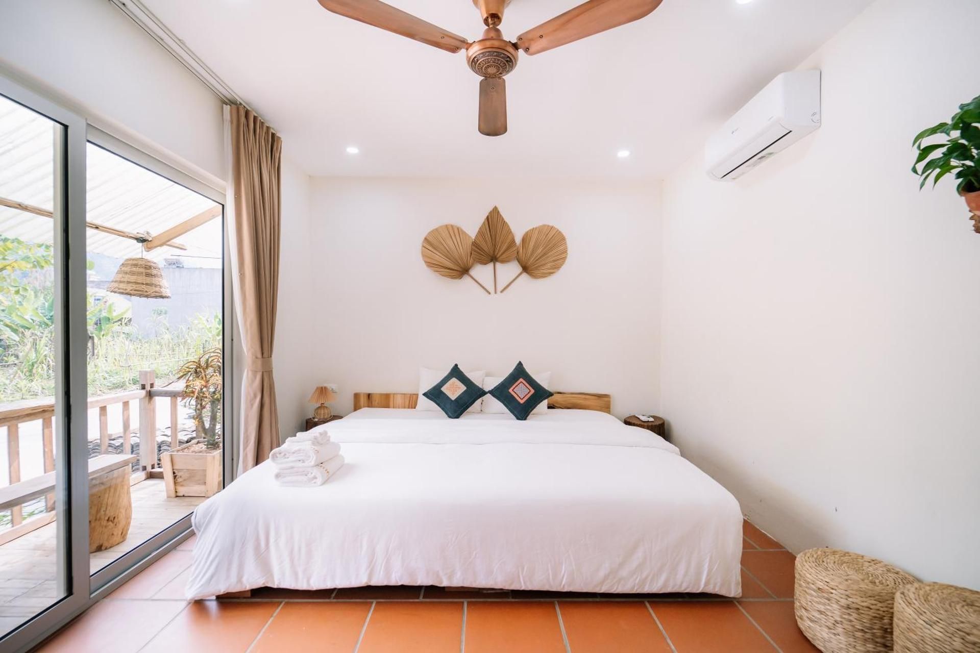 Deluxe Double or Twin Room with Balcony