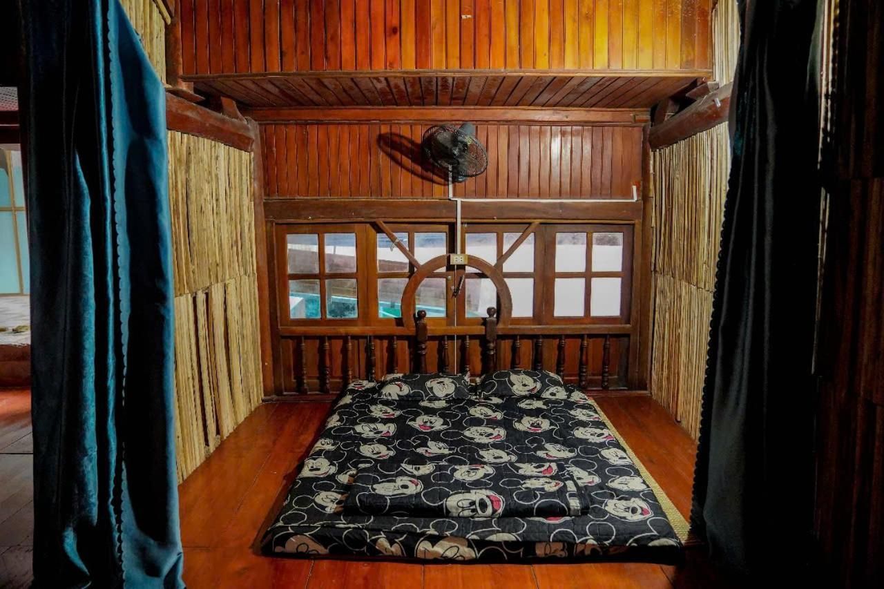 Double Room with Shared Bathroom