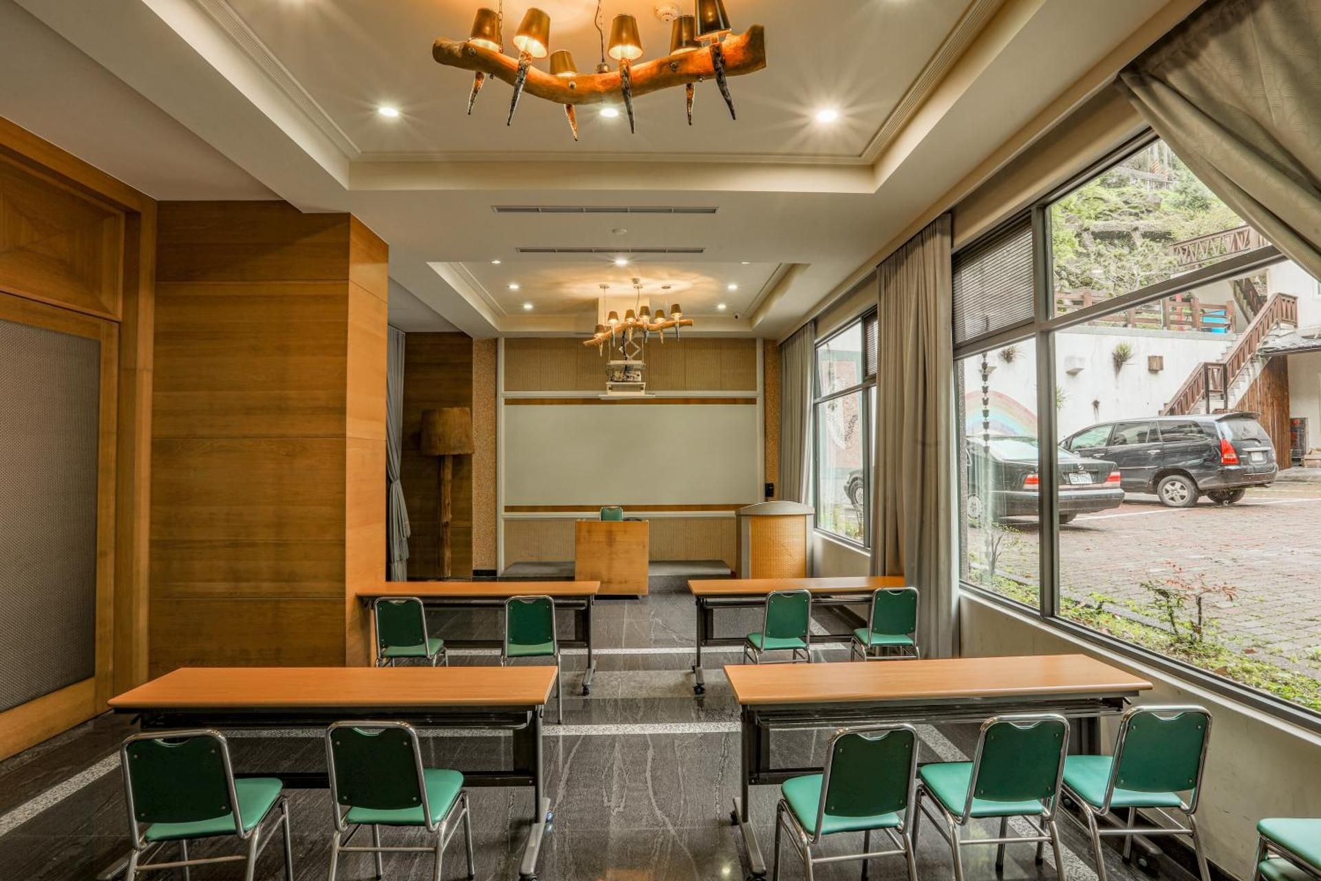 meeting room / ballrooms