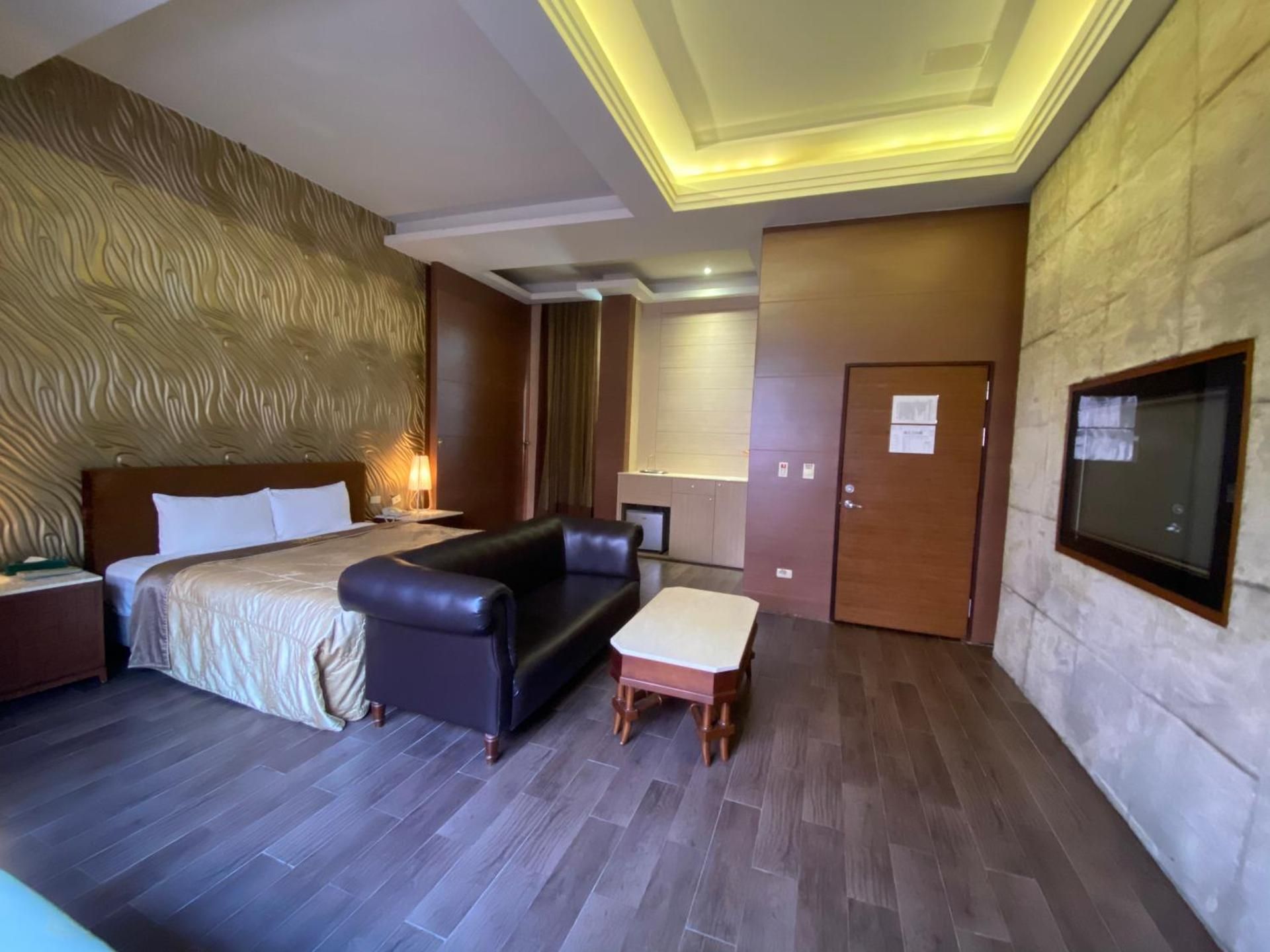 Standard Double Room - Parking Included