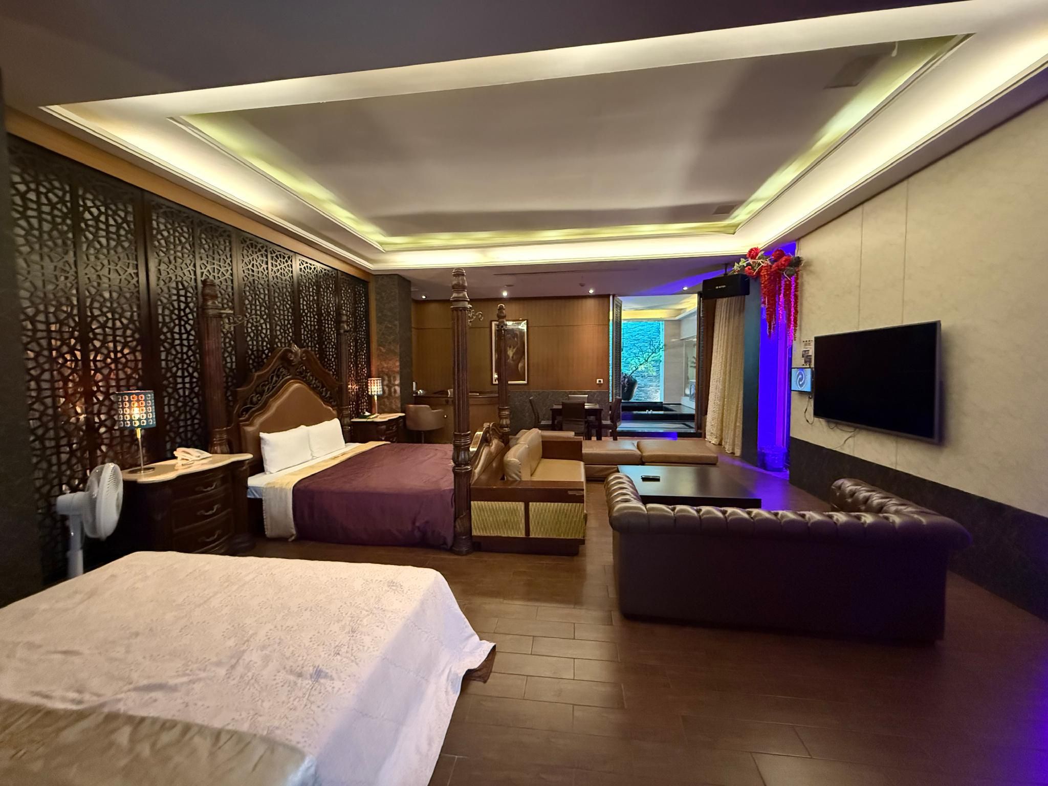 AMANI Motel Large Quadruple Room