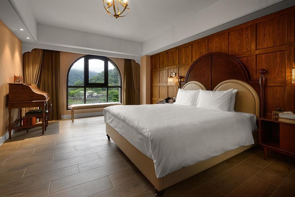 Grasse Grace Manor Standard Double Room