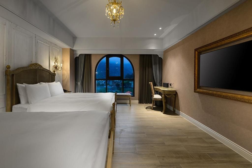 Grasse Grace Manor Handeson Quadruple Room